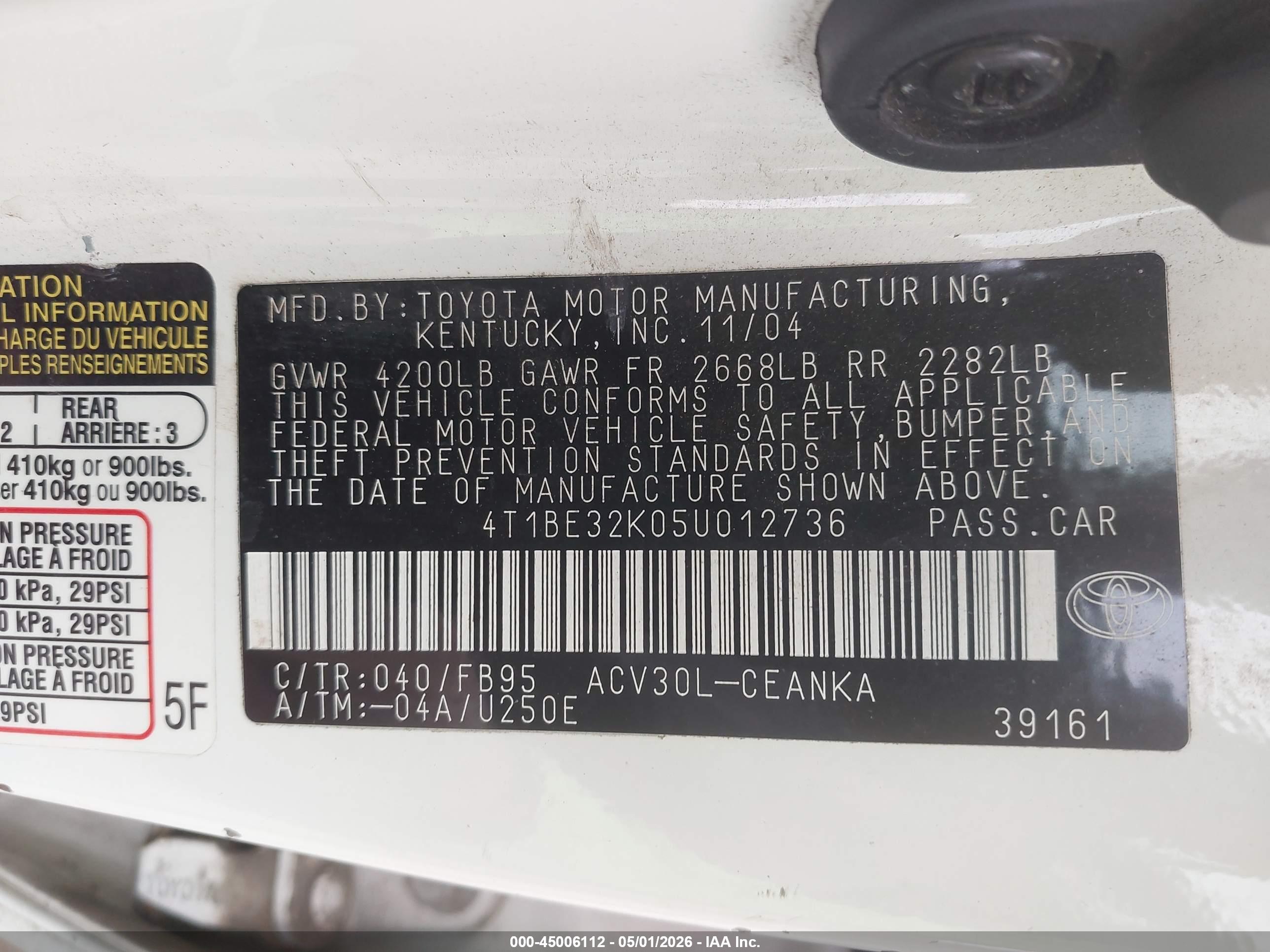 TOYOTA CAMRY image 9