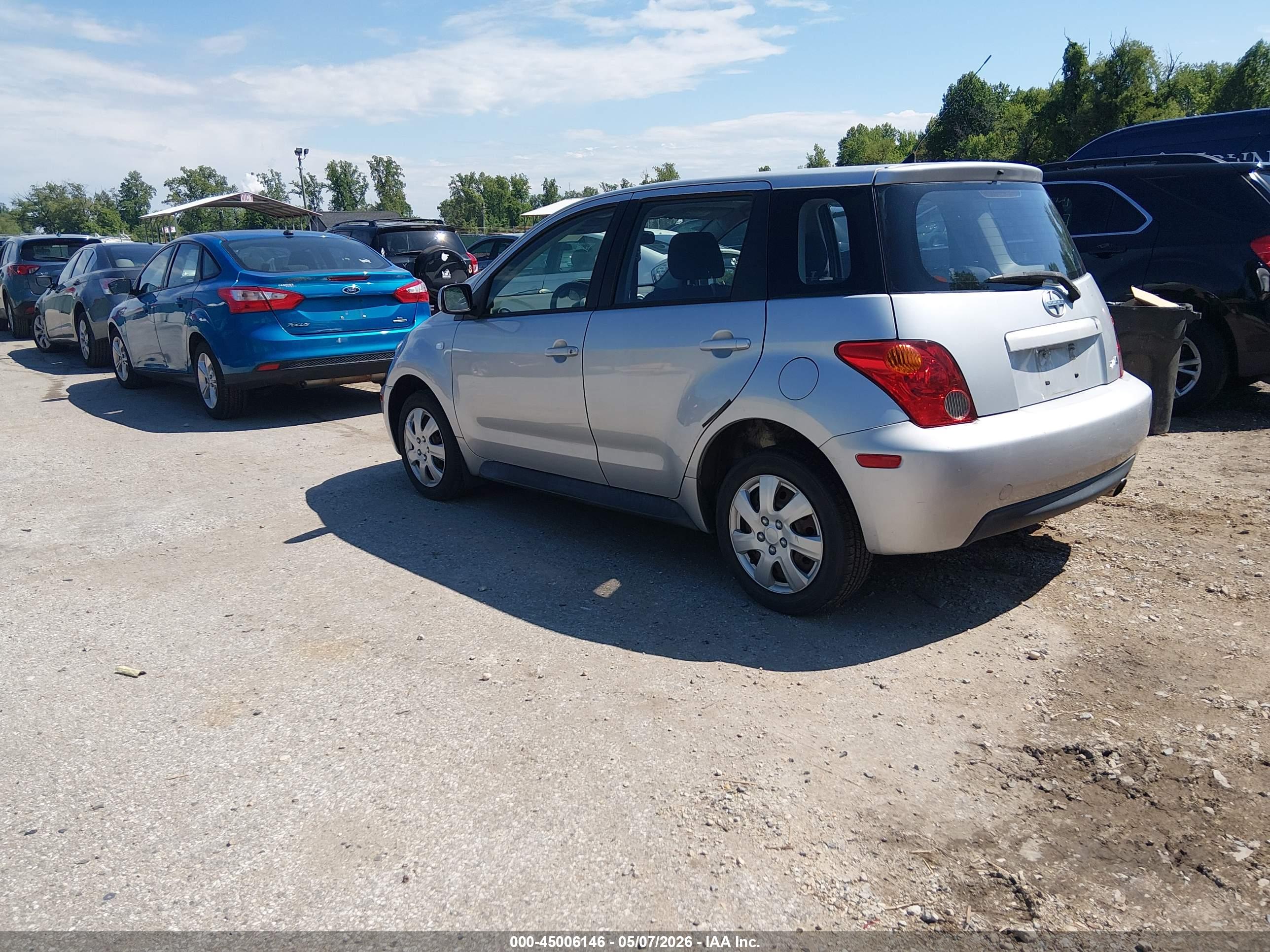 SCION XA image 3