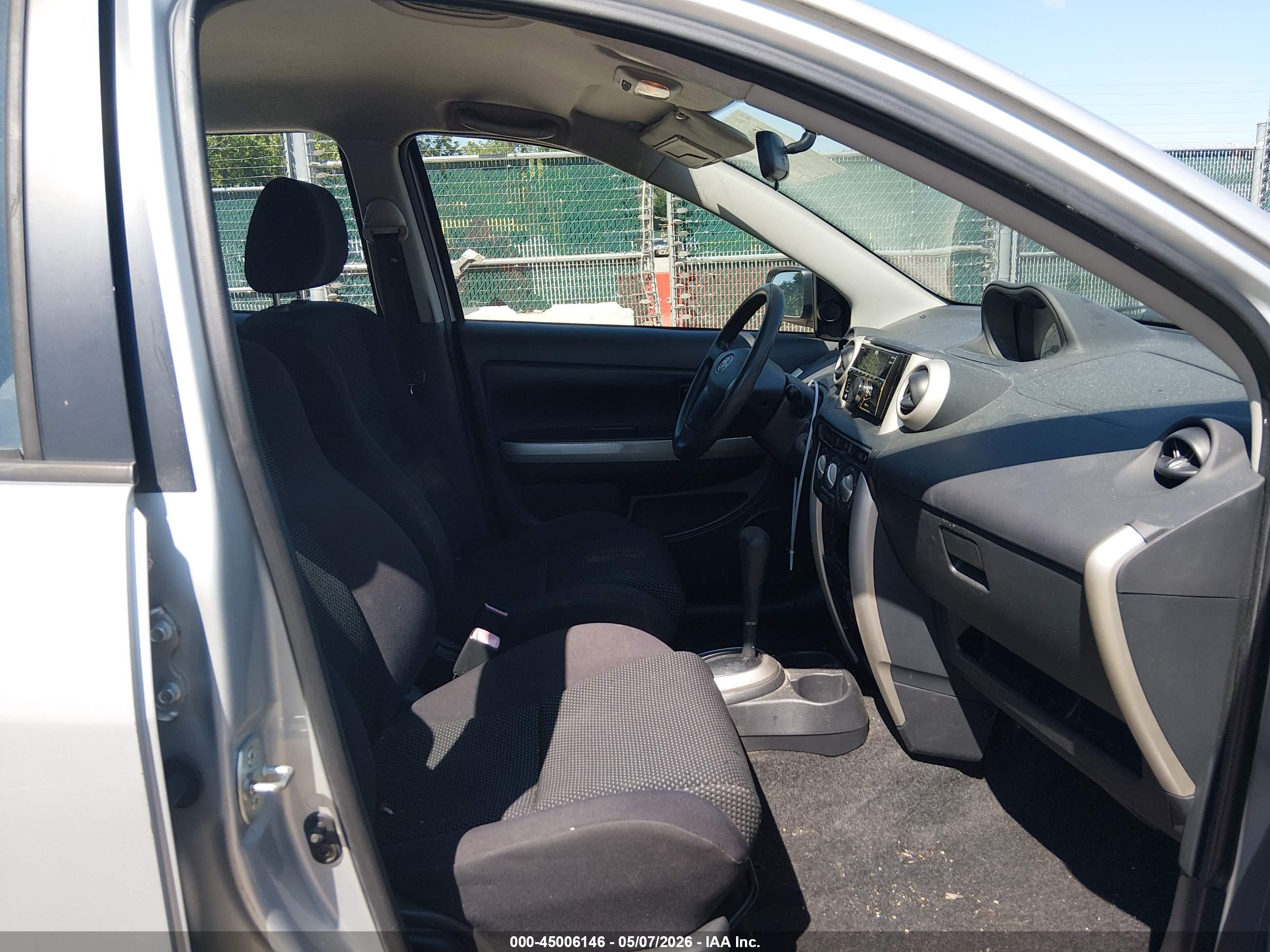 SCION XA image 5