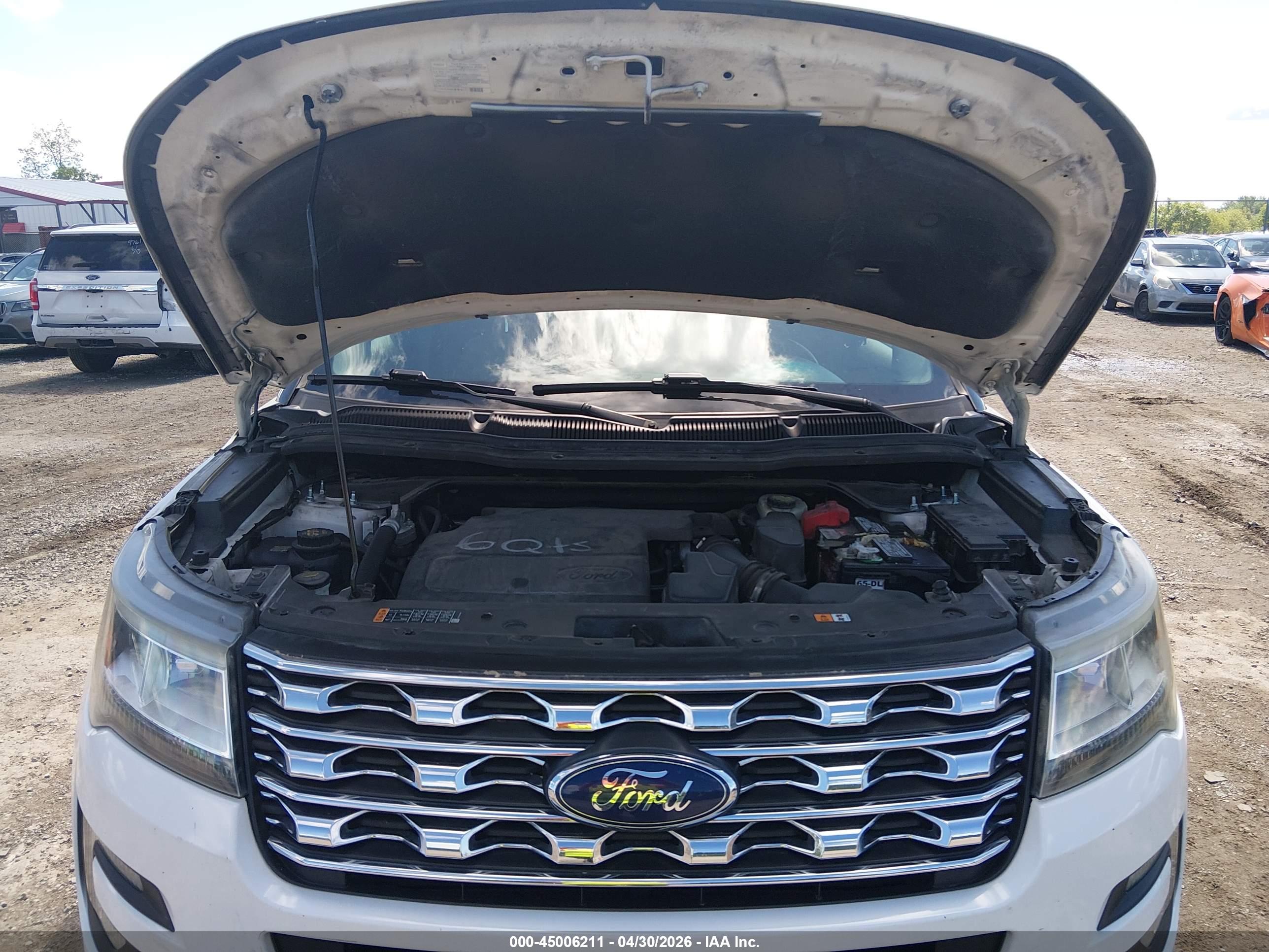 FORD EXPLORER image 10
