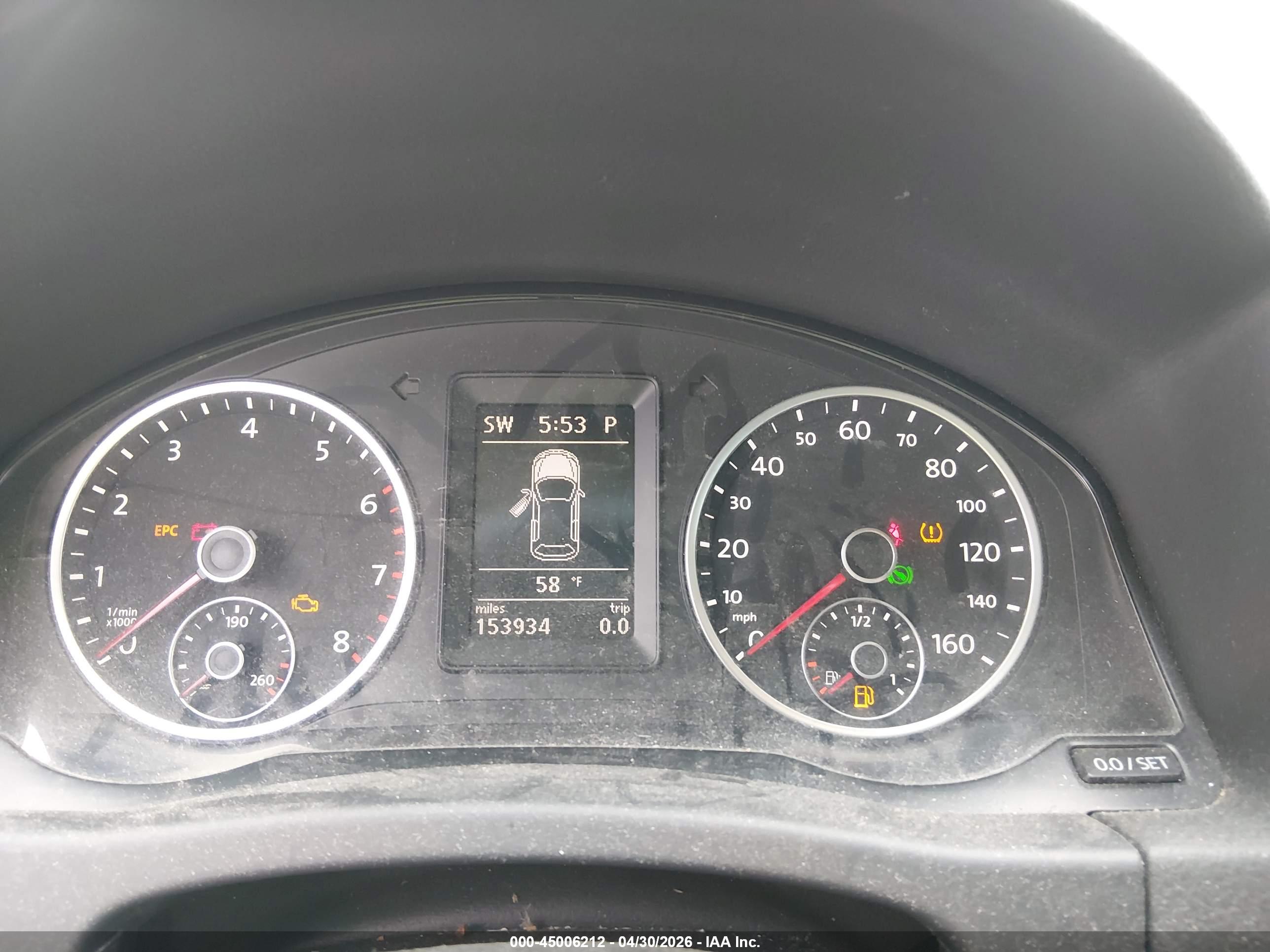 VOLKSWAGEN TIGUAN image 7