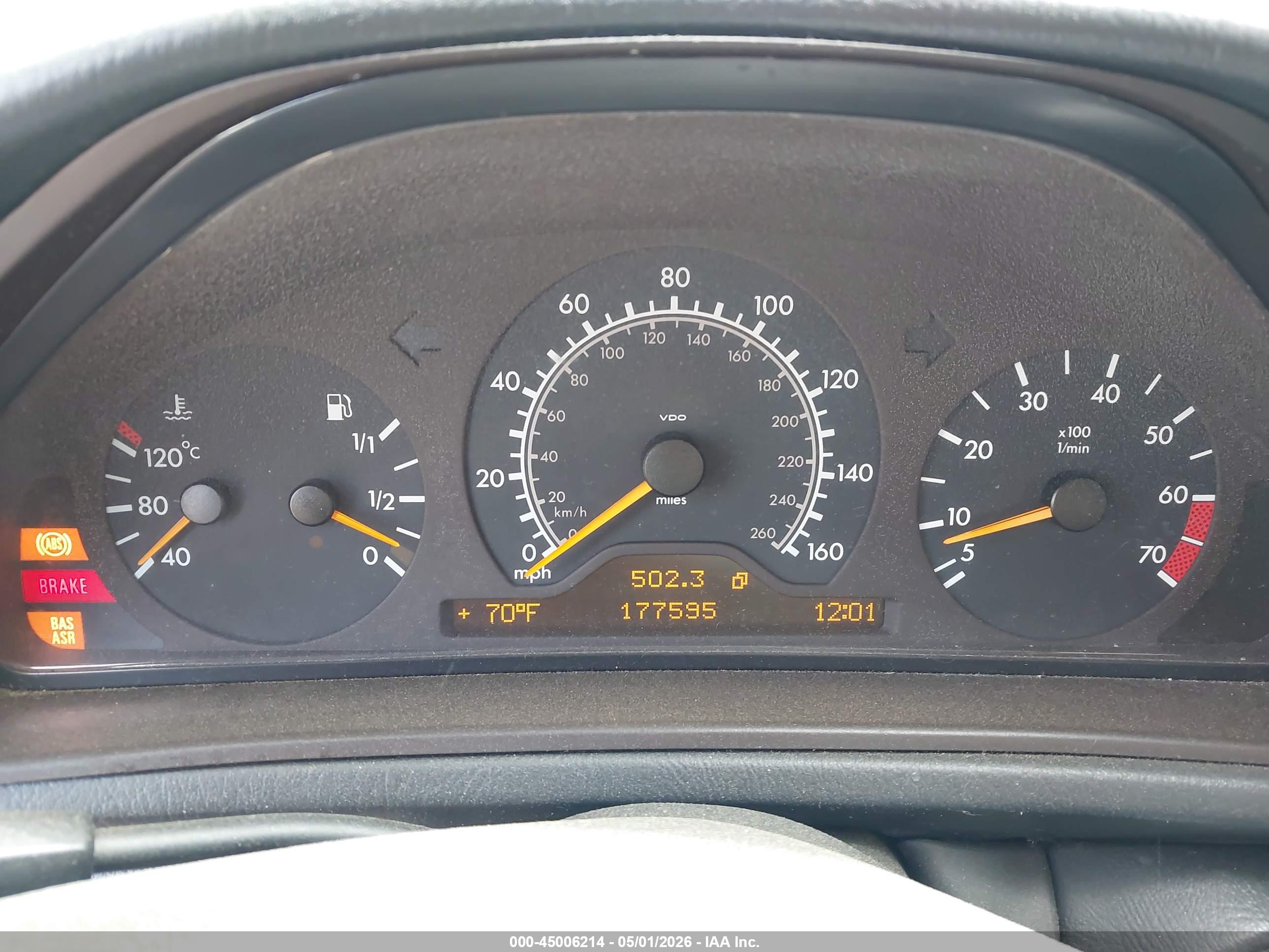 MERCEDES-BENZ CLK image 7