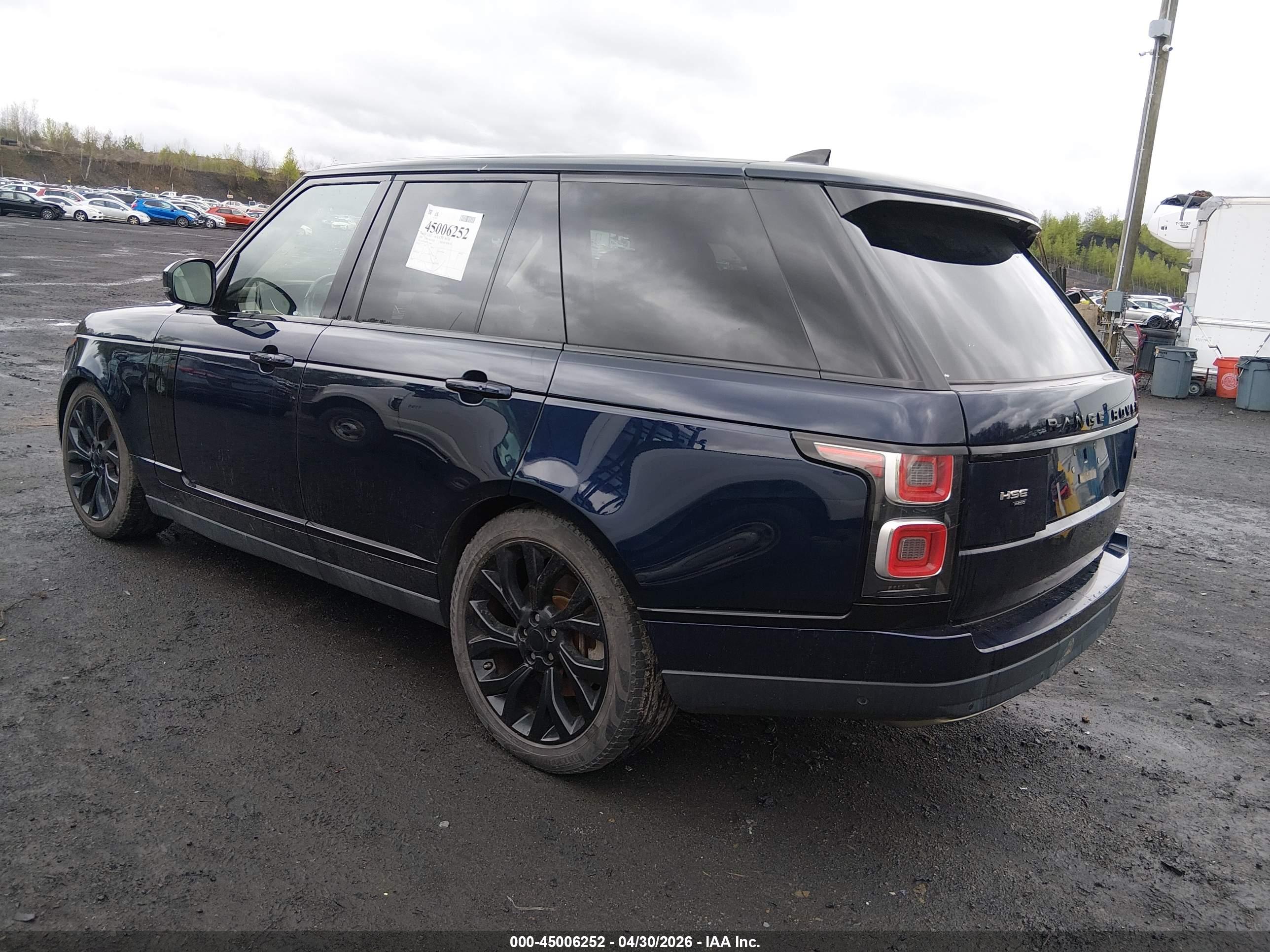 LAND ROVER image 3