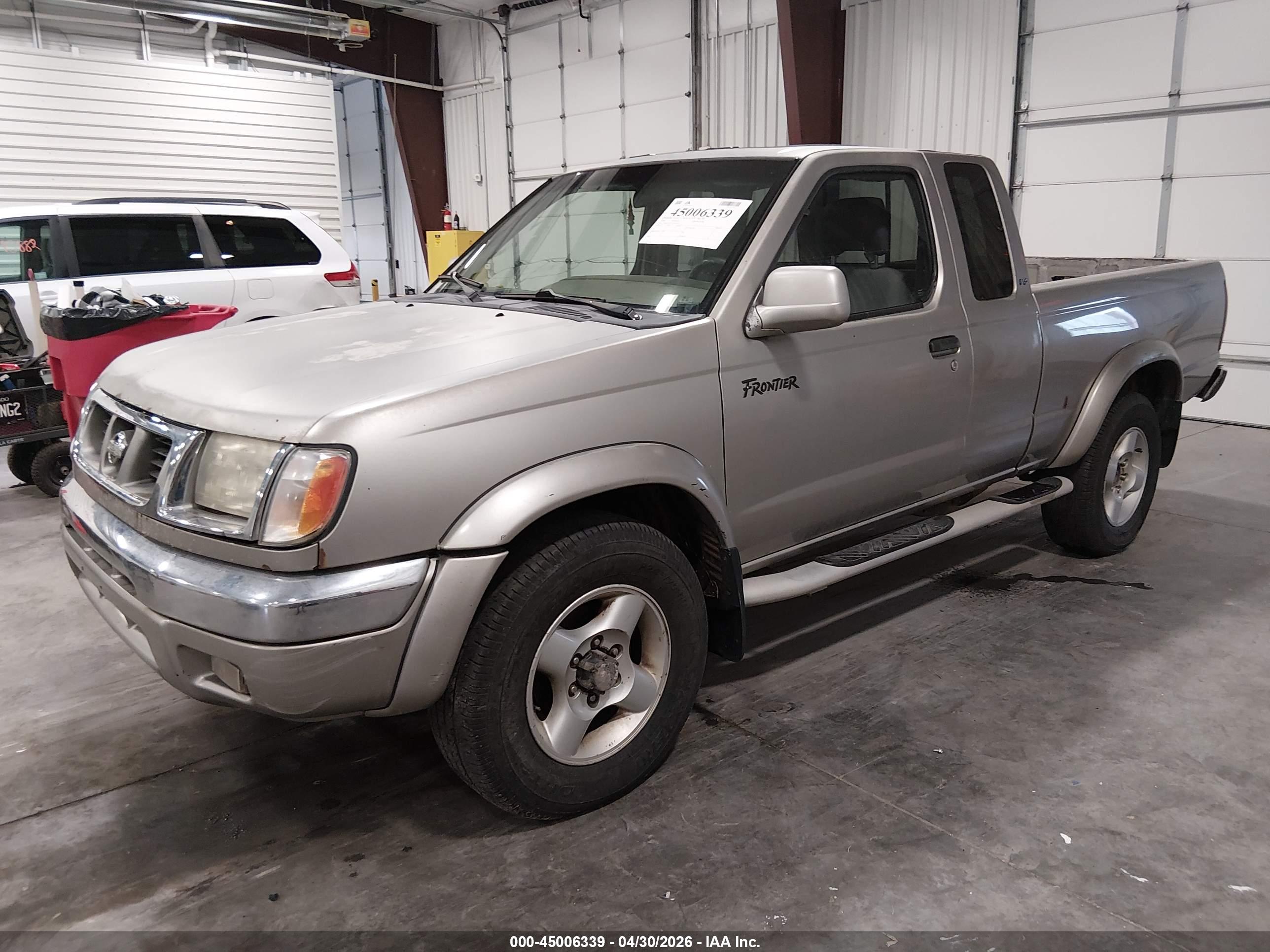 NISSAN FRONTIER image 2