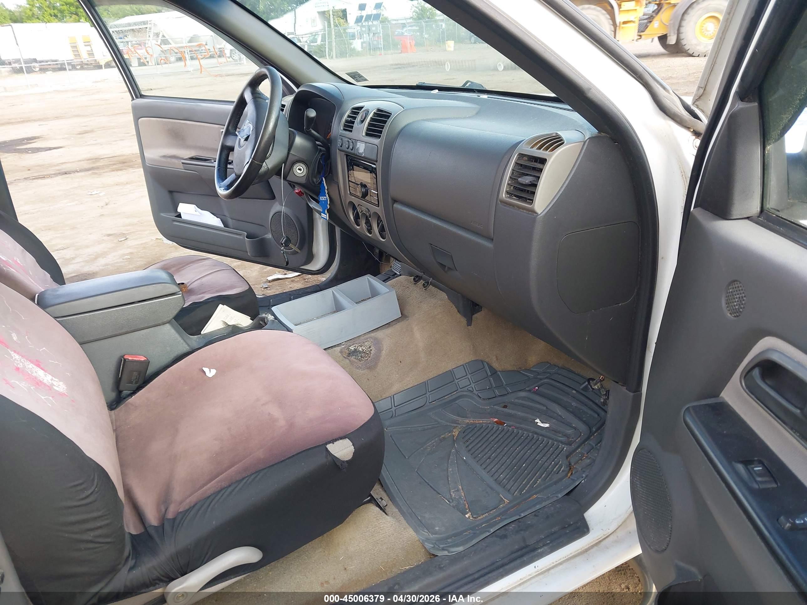 CHEVROLET COLORADO image 5