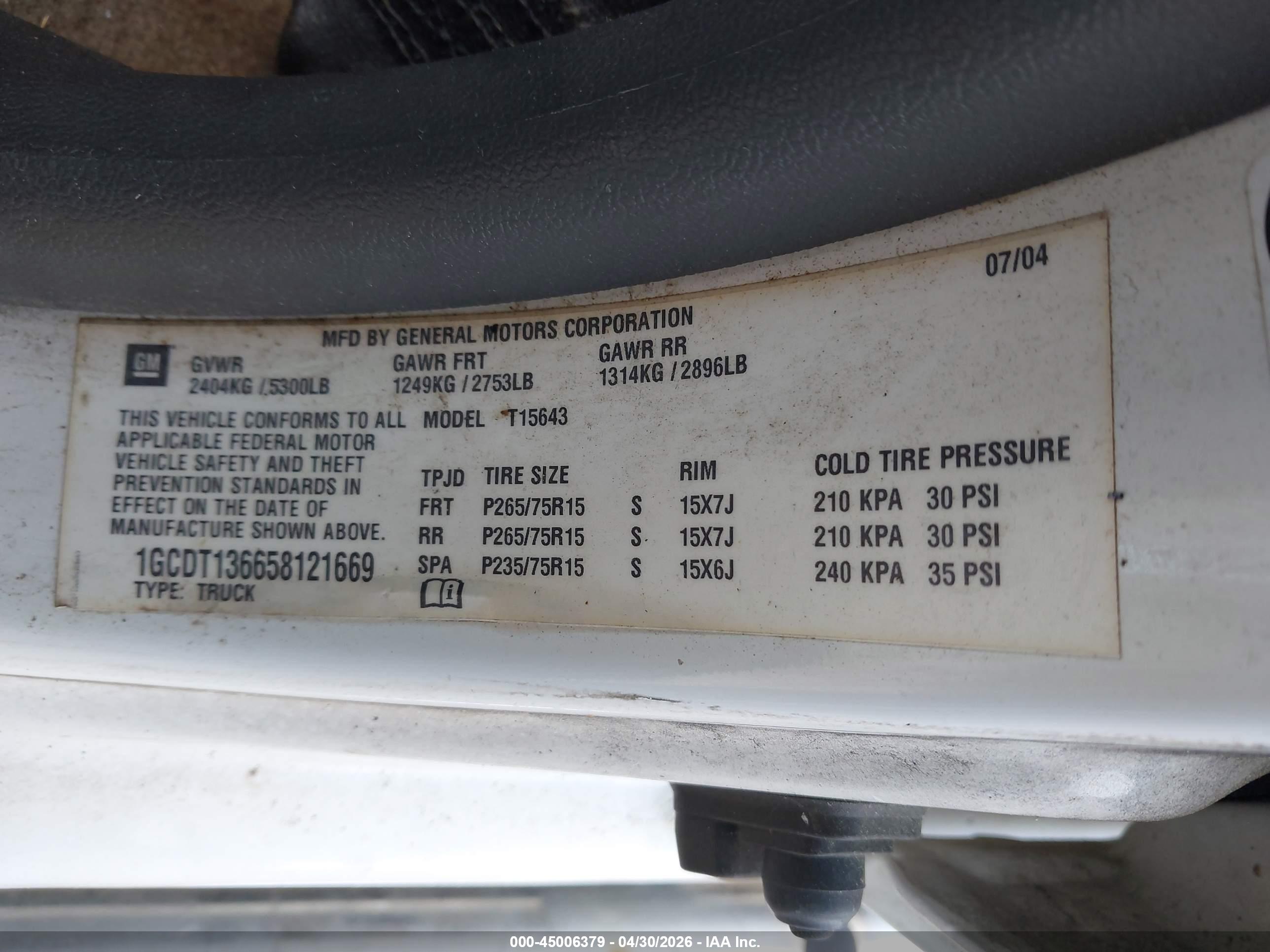 CHEVROLET COLORADO image 9