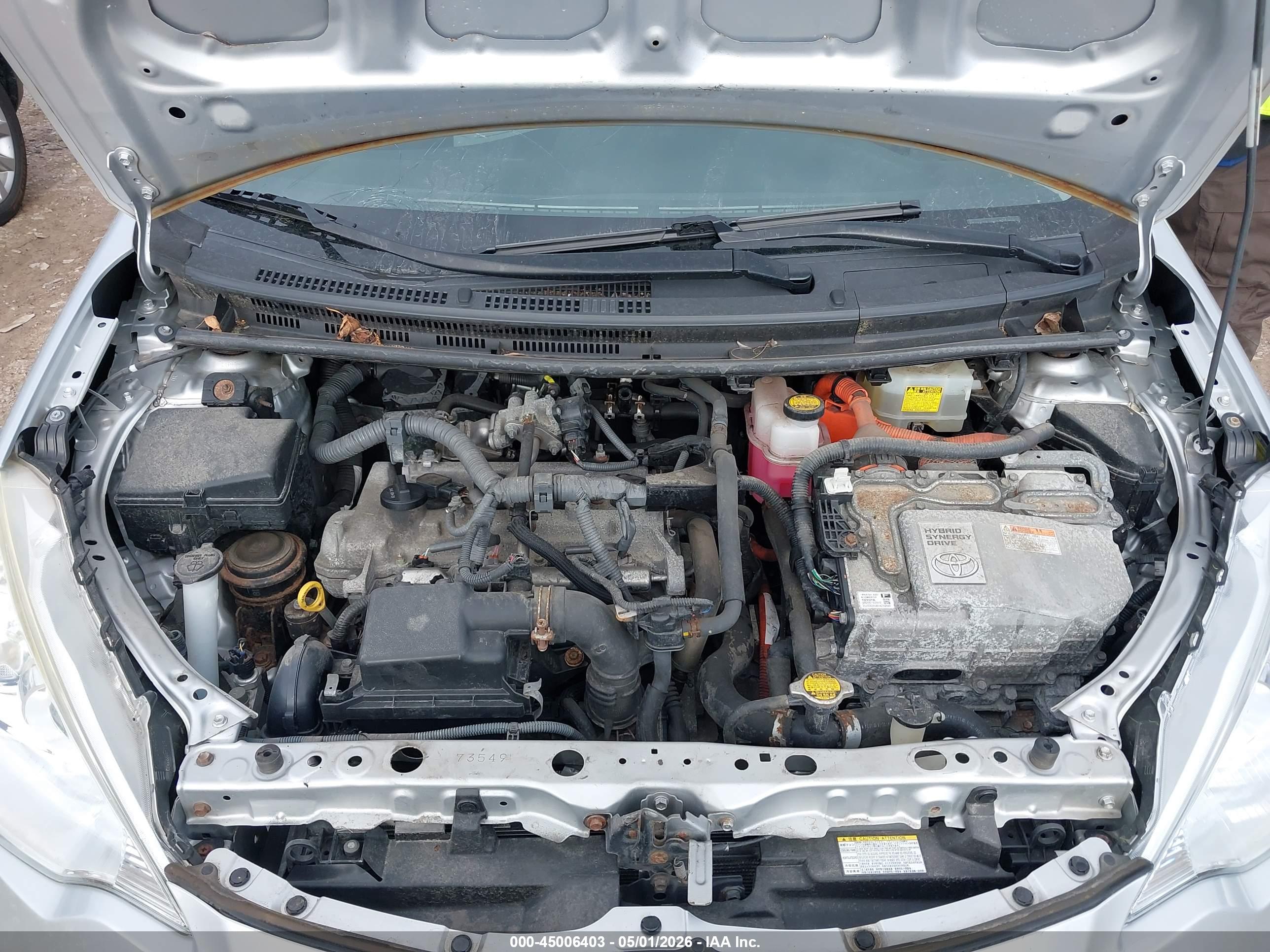 TOYOTA PRIUS image 10
