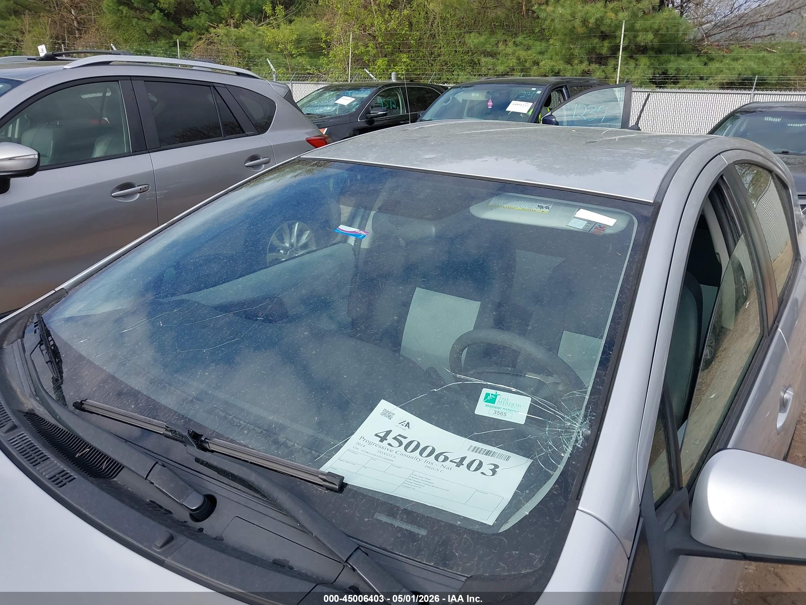 TOYOTA PRIUS image 6