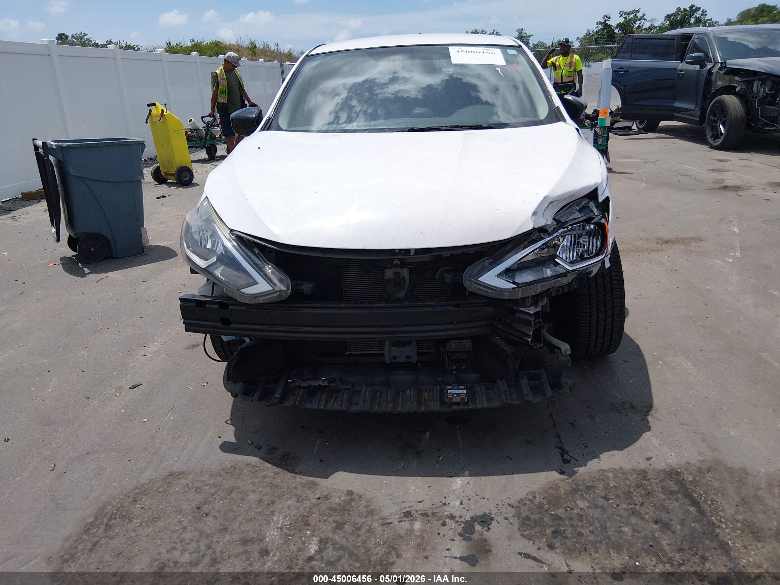 NISSAN SENTRA image 6