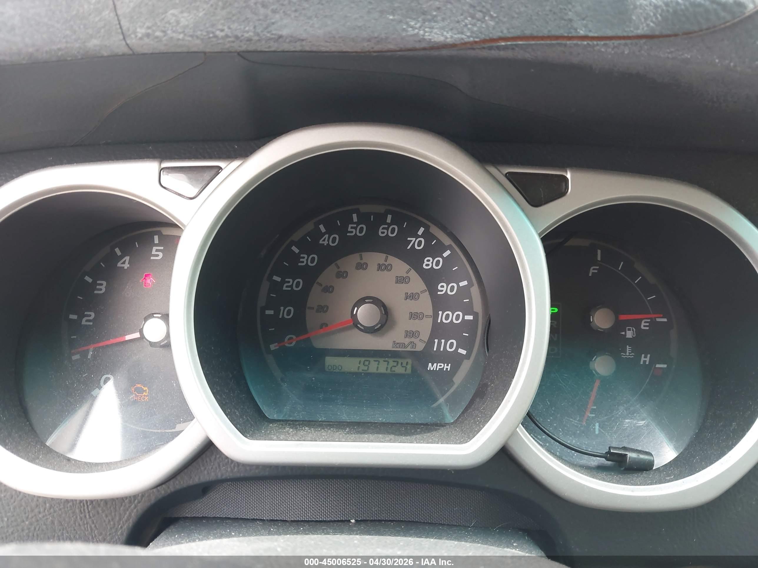 TOYOTA 4RUNNER image 7