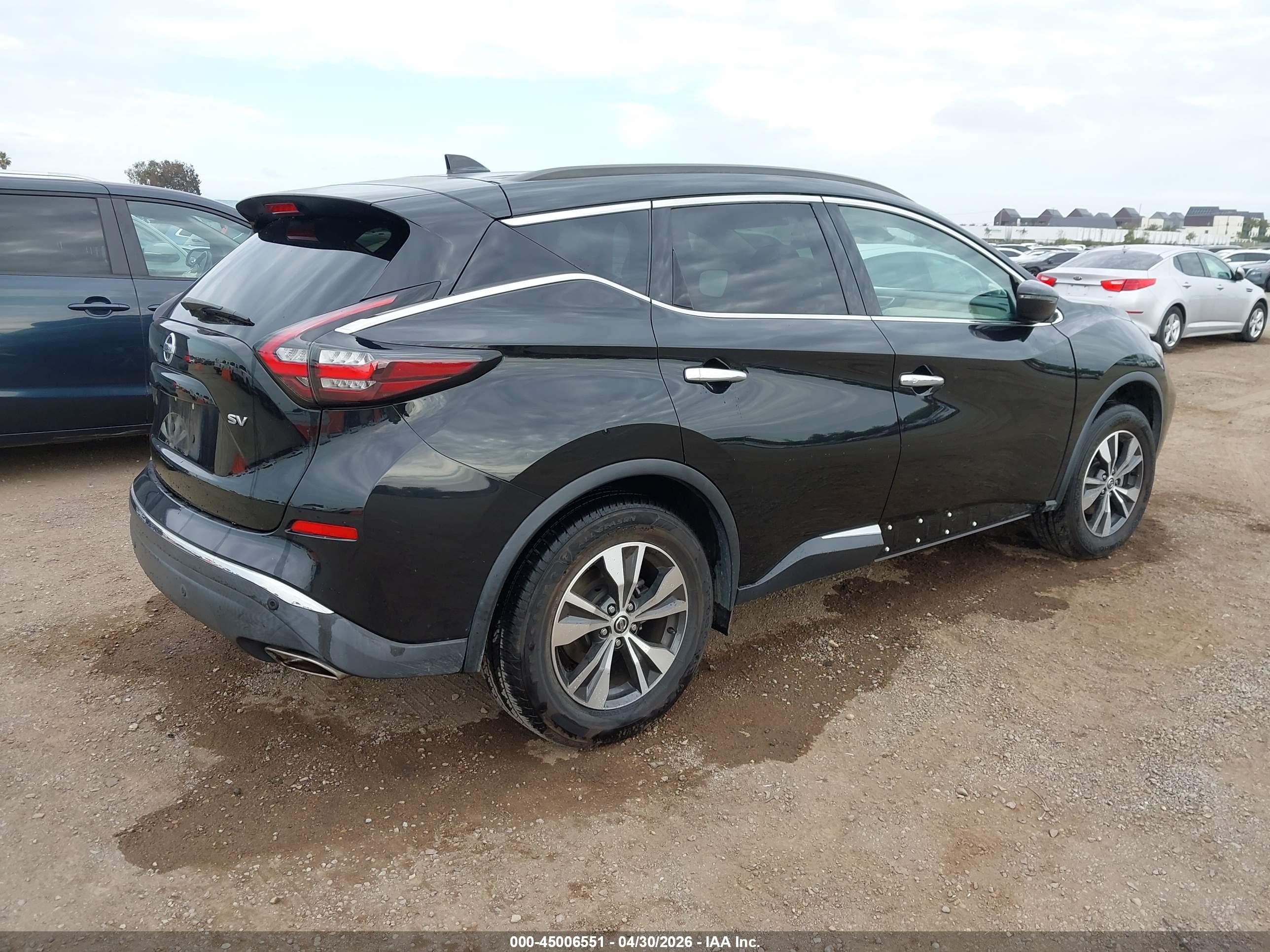 NISSAN MURANO image 4