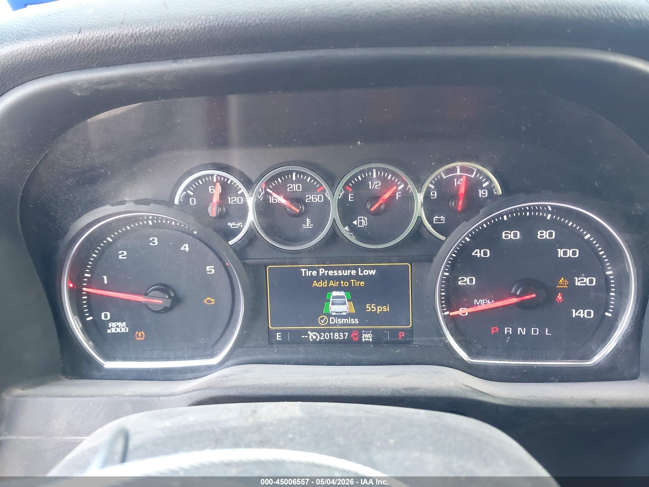 CHEVROLET SILVERADO image 7