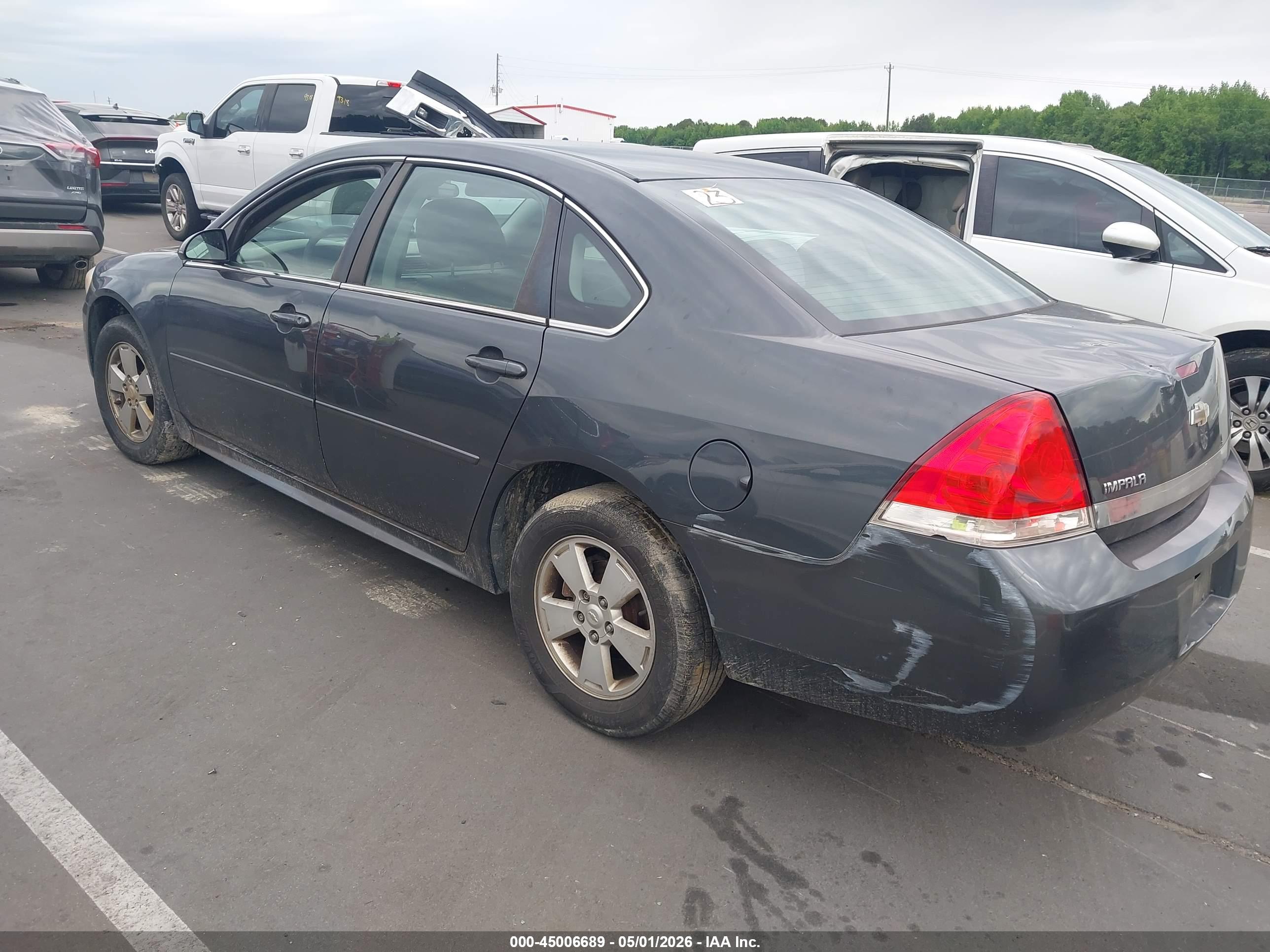 CHEVROLET IMPALA image 3