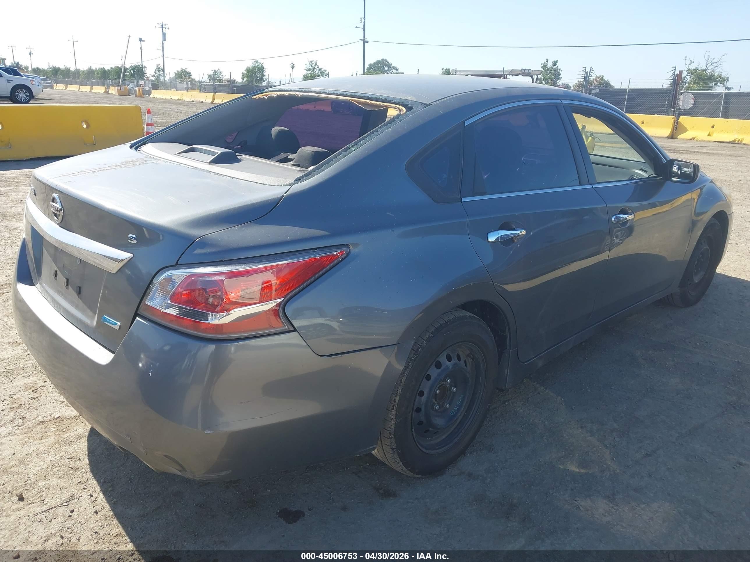 NISSAN ALTIMA image 4