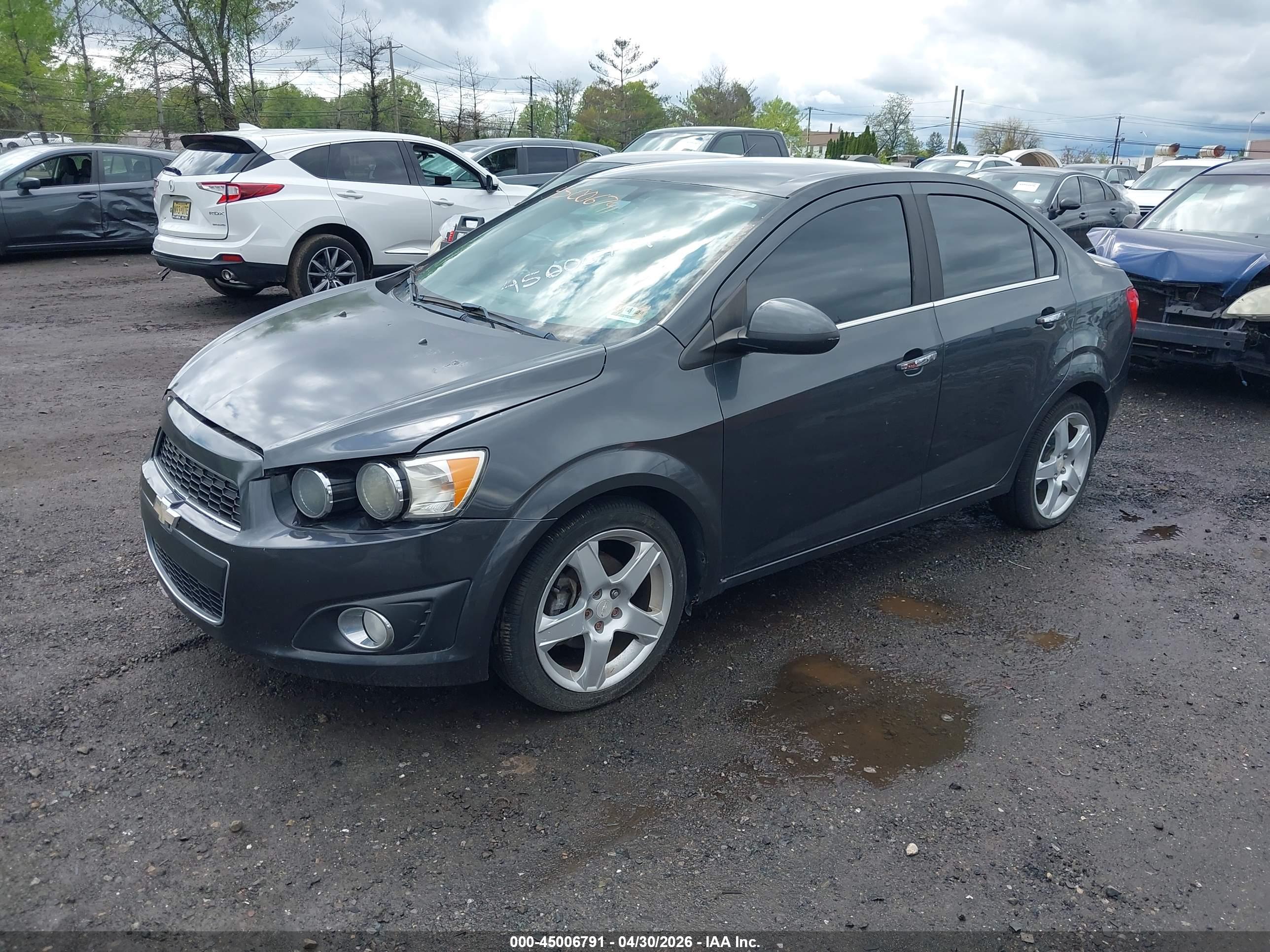 CHEVROLET SONIC image 2