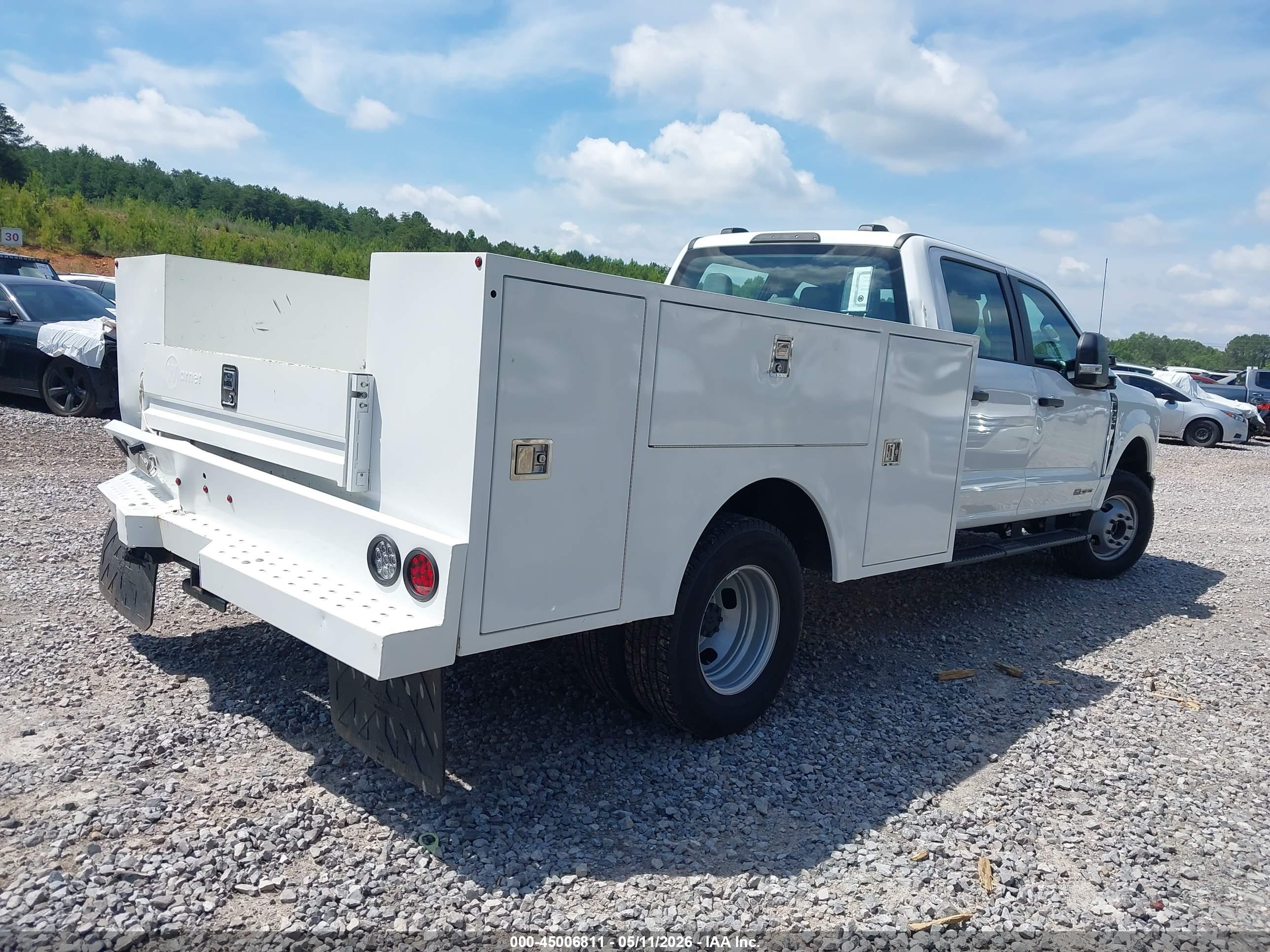 FORD F-350 image 4