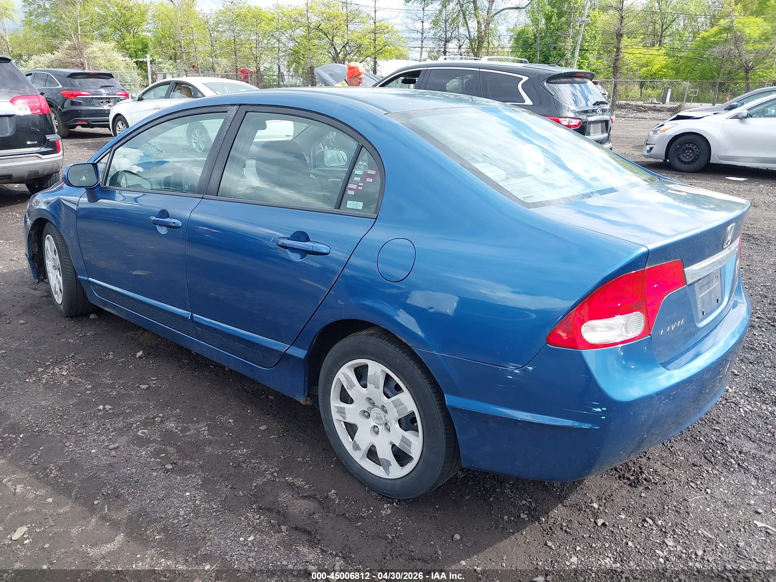 HONDA CIVIC image 3