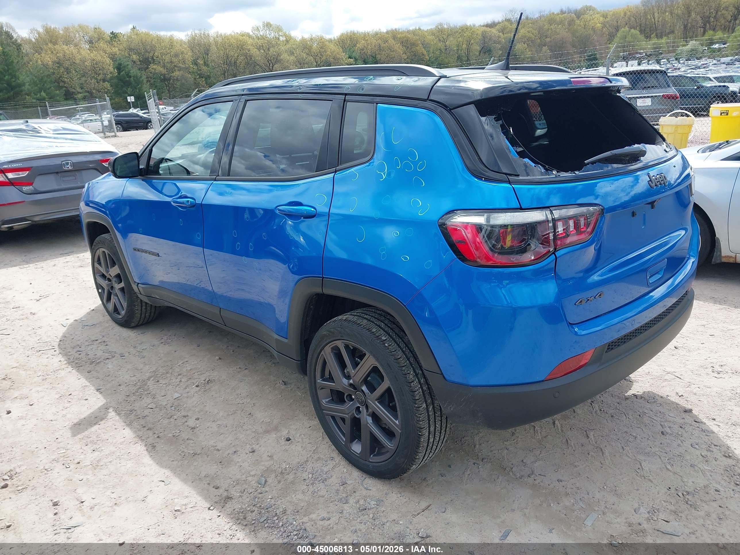 JEEP COMPASS image 3