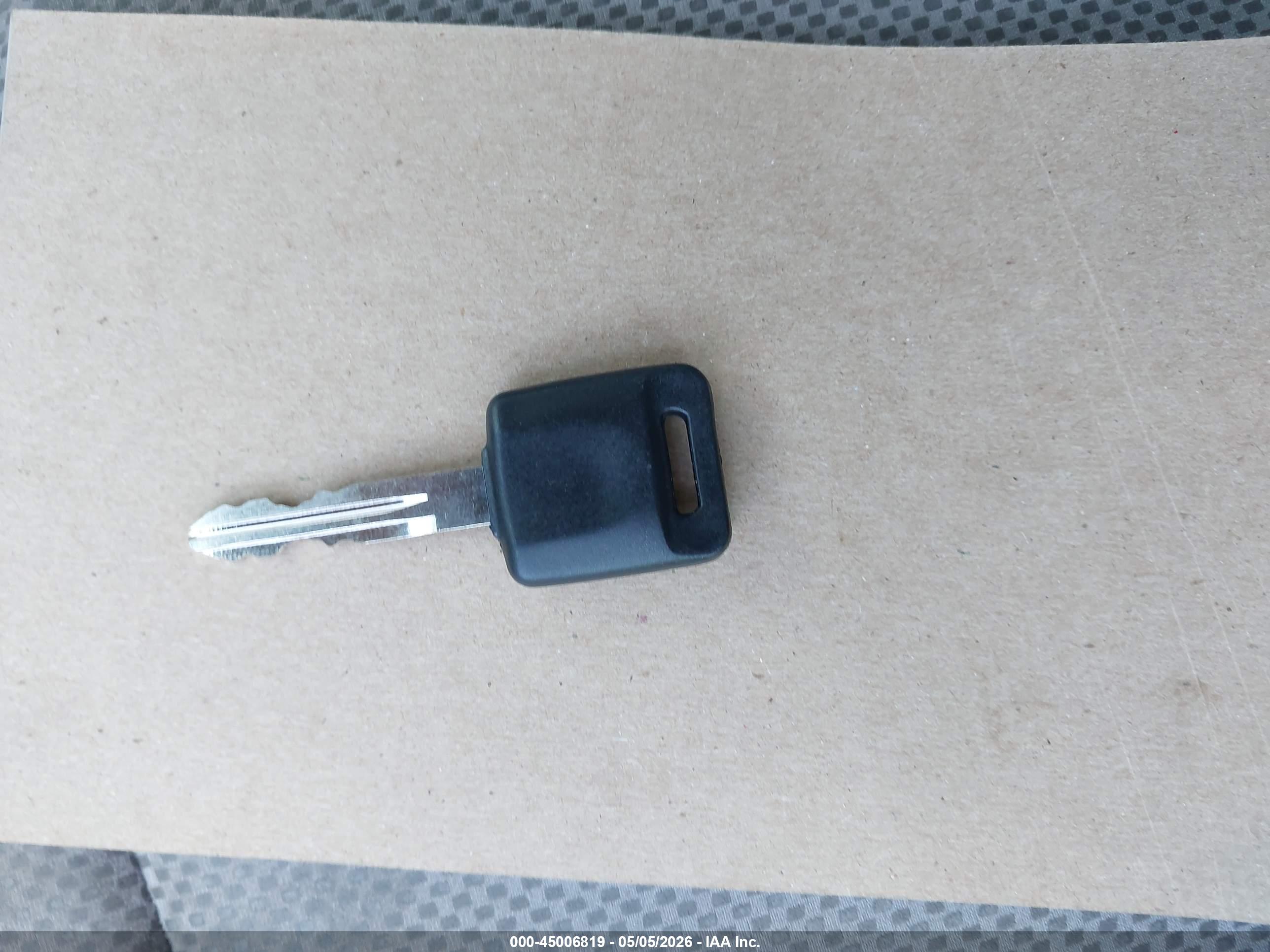 NISSAN ROGUE image 11