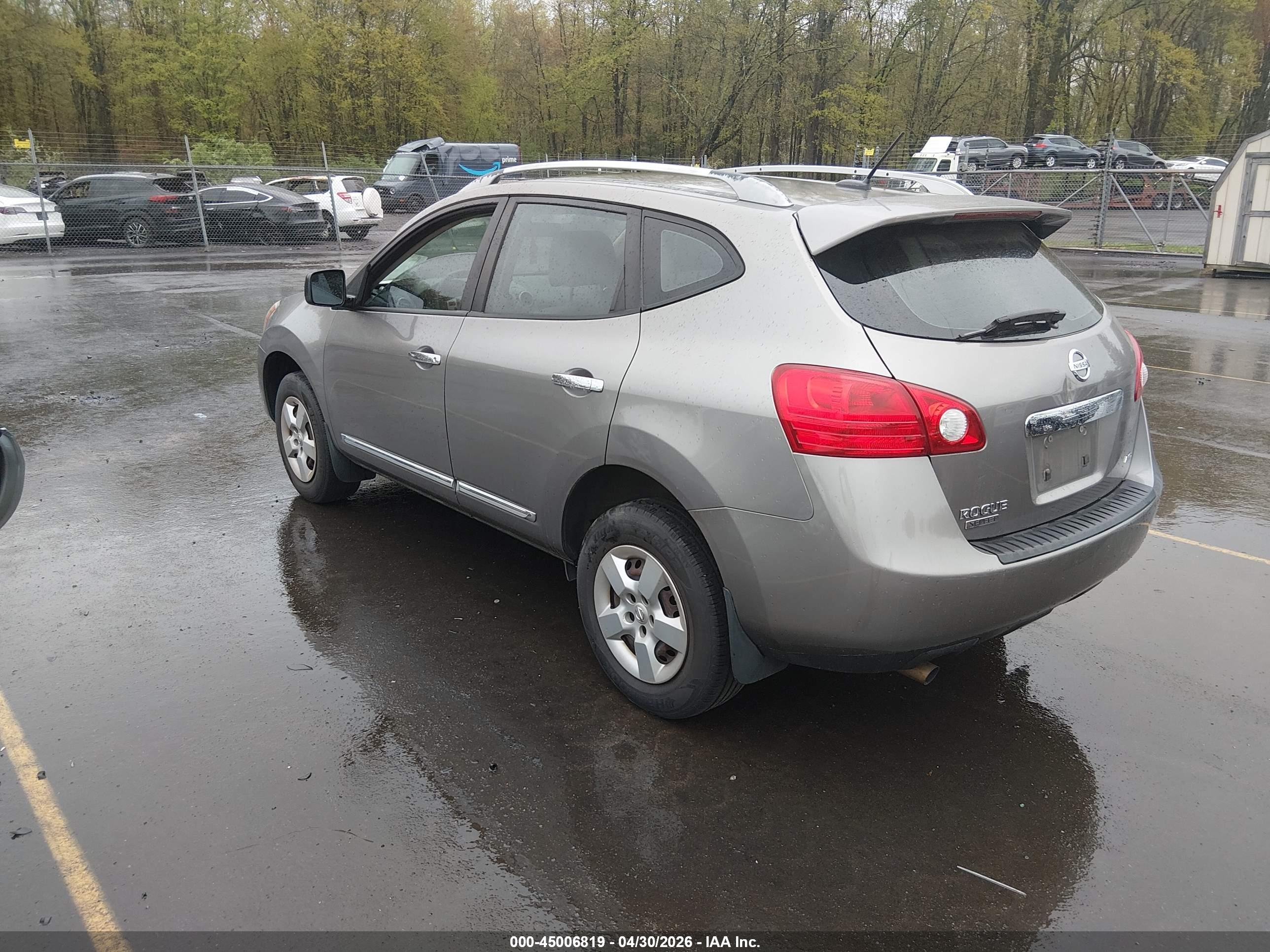 NISSAN ROGUE image 3