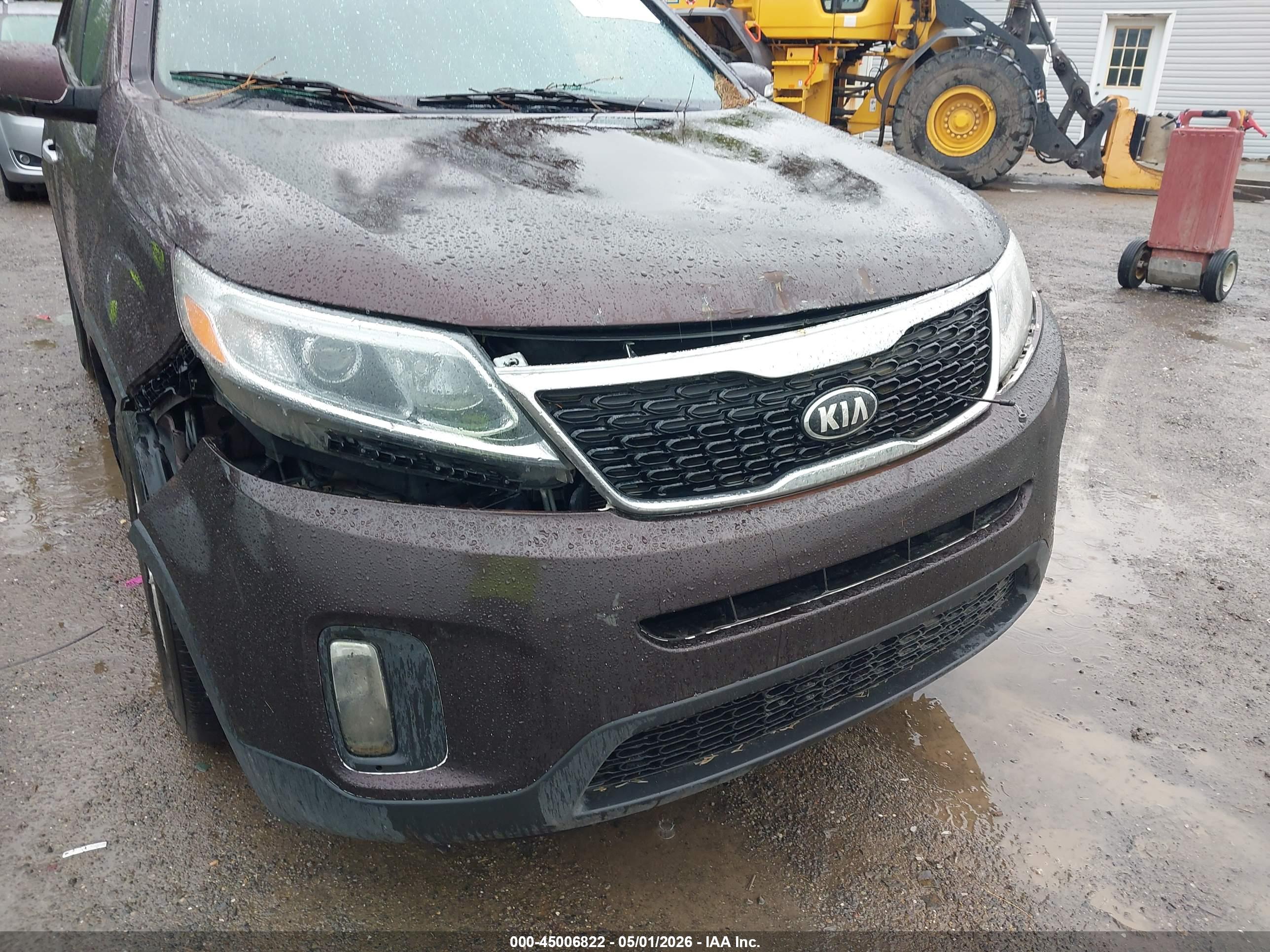 KIA SORENTO image 6