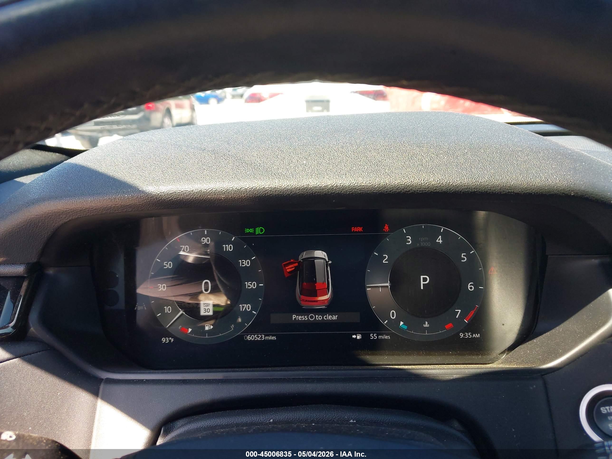 LAND ROVER image 7