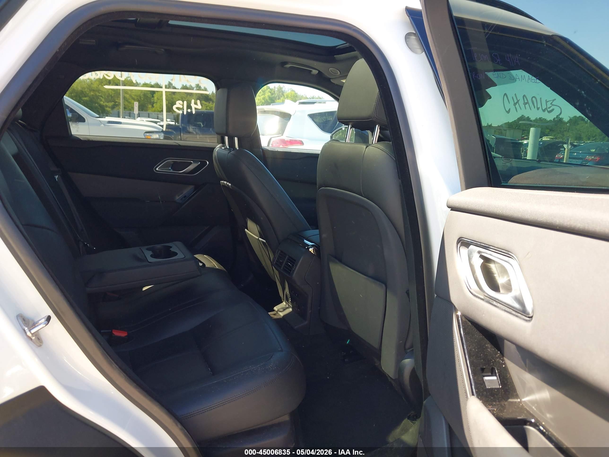 LAND ROVER image 8