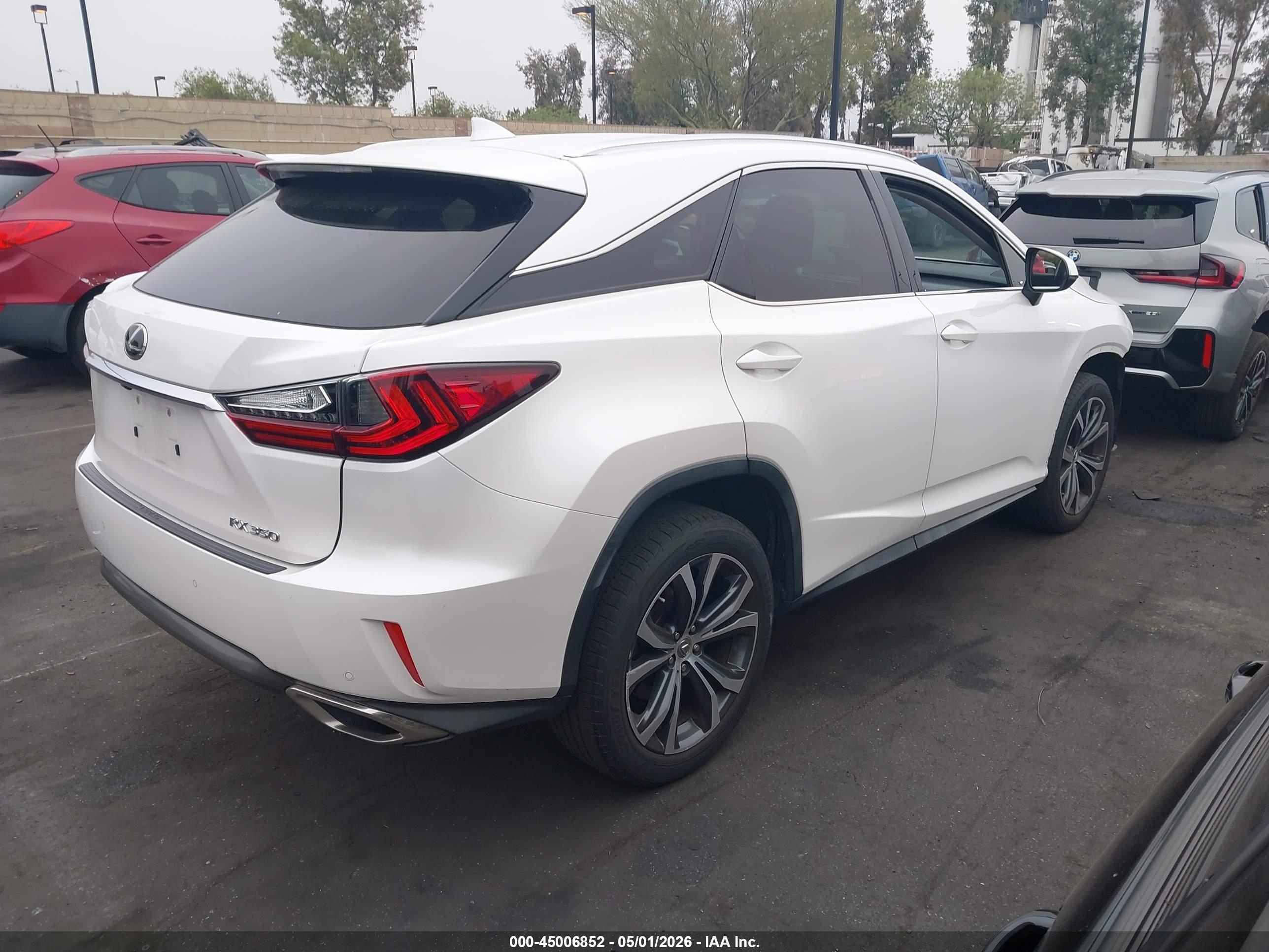 LEXUS RX image 4