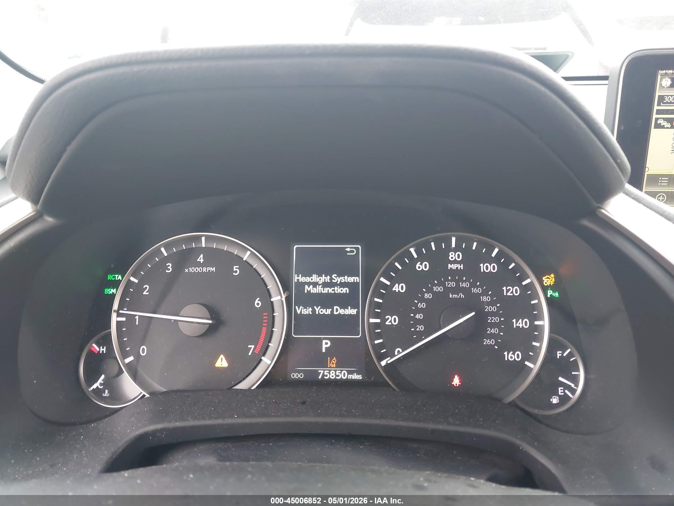 LEXUS RX image 7