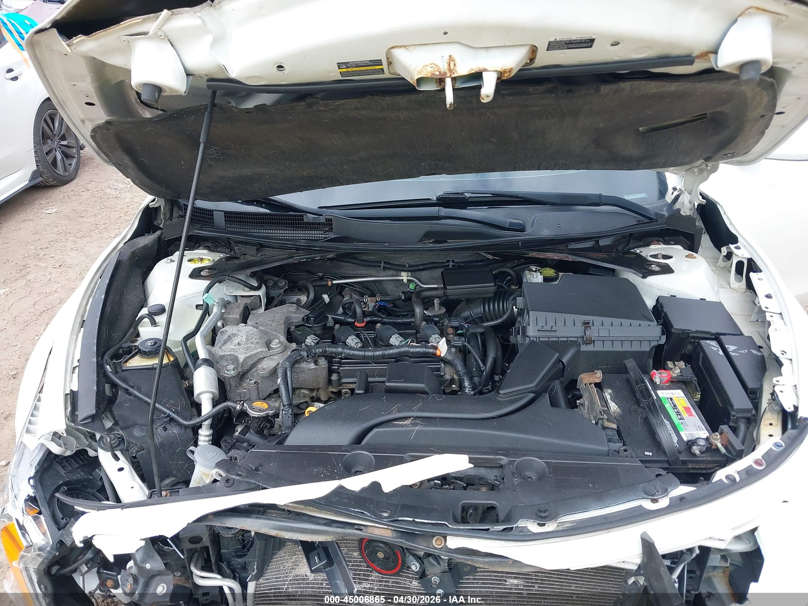 NISSAN ALTIMA image 10