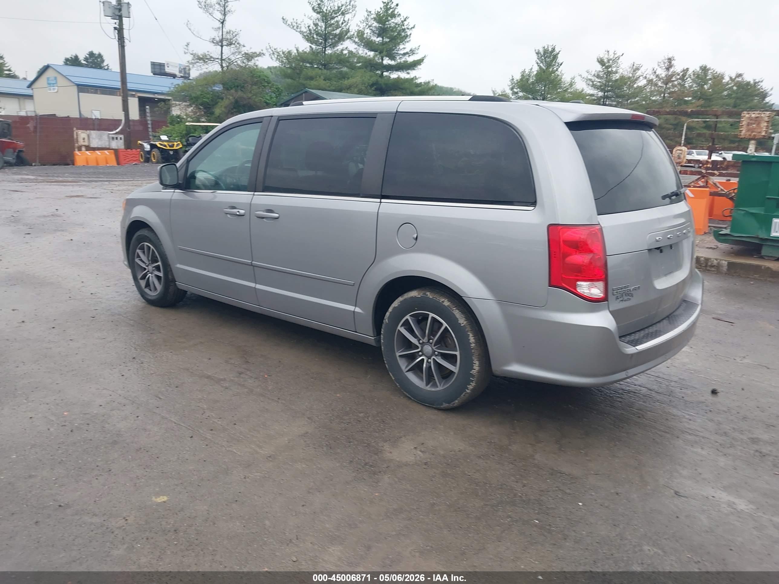 DODGE GRAND image 3
