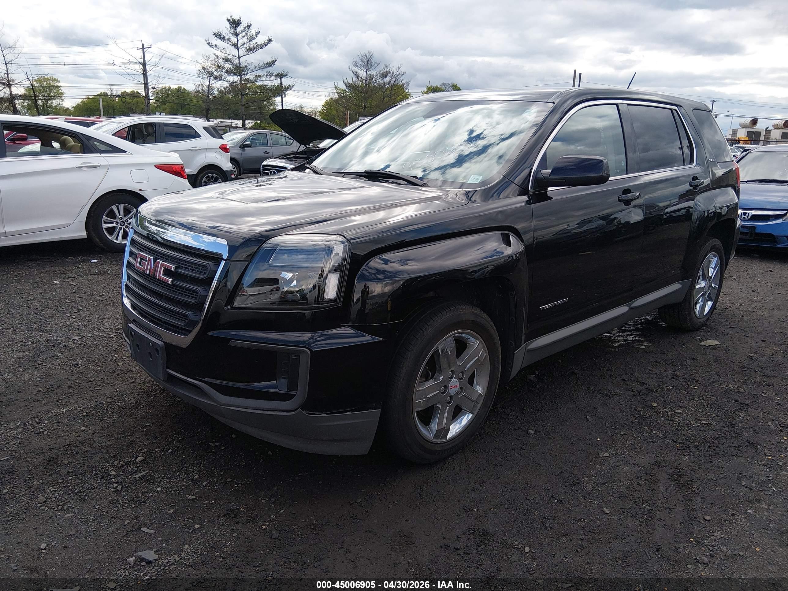 GMC TERRAIN image 2