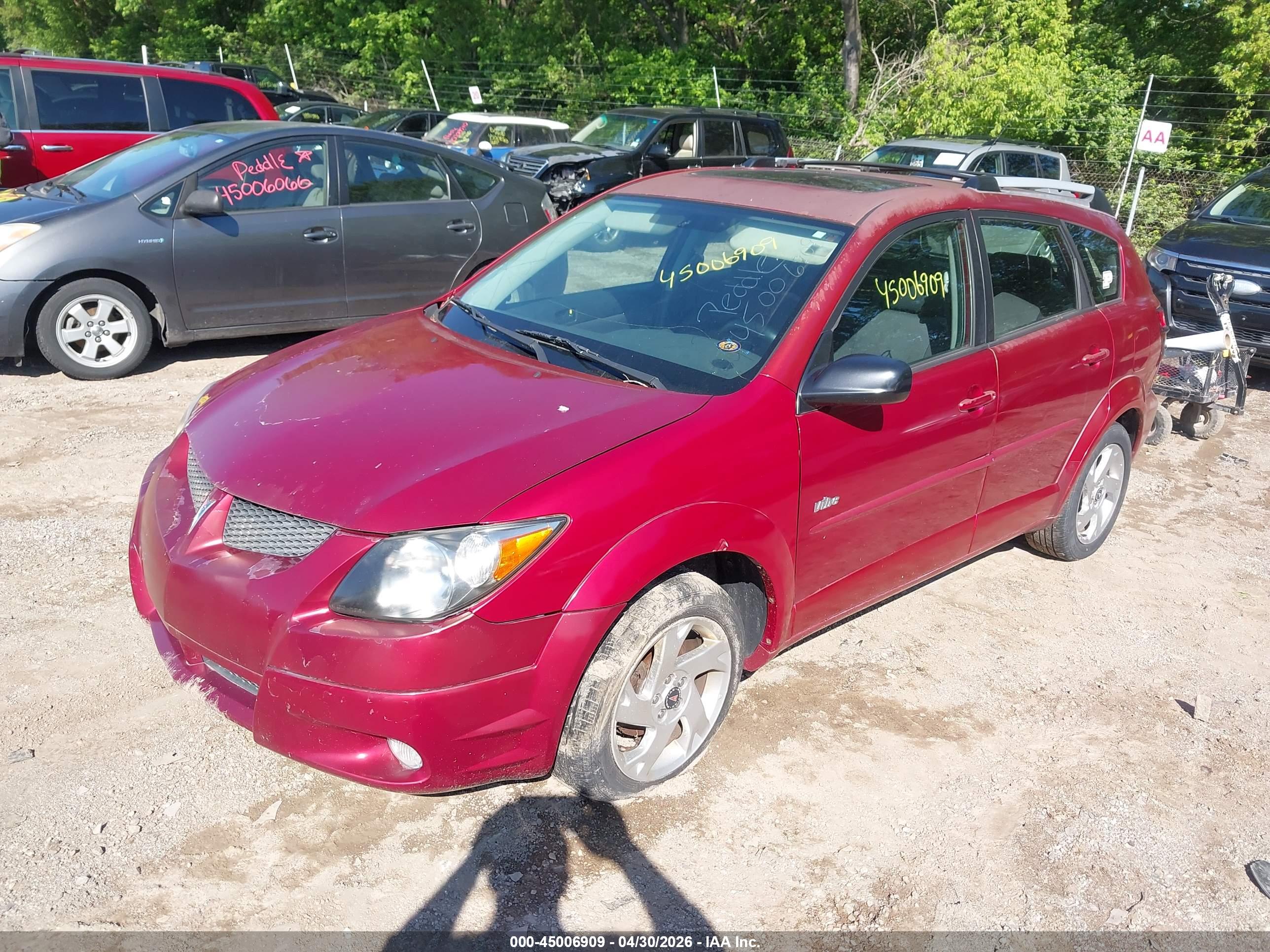 PONTIAC VIBE image 2