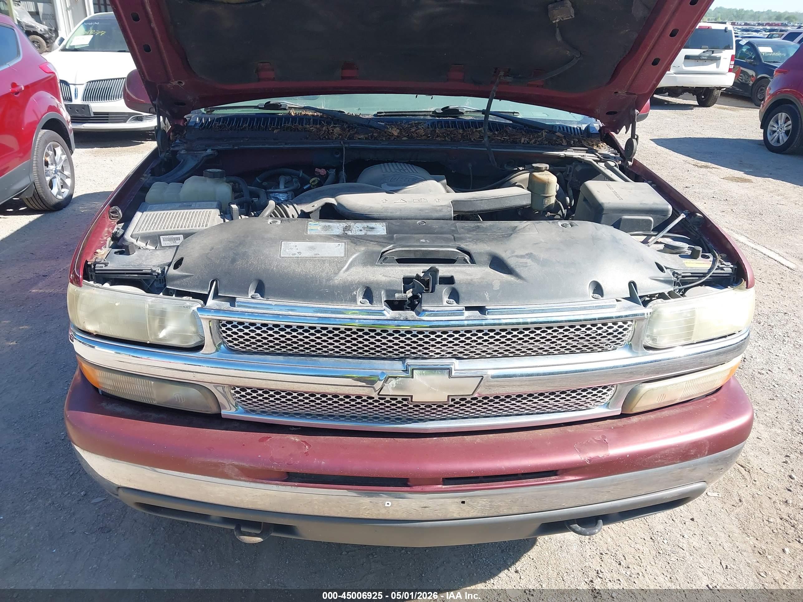 CHEVROLET TAHOE image 10