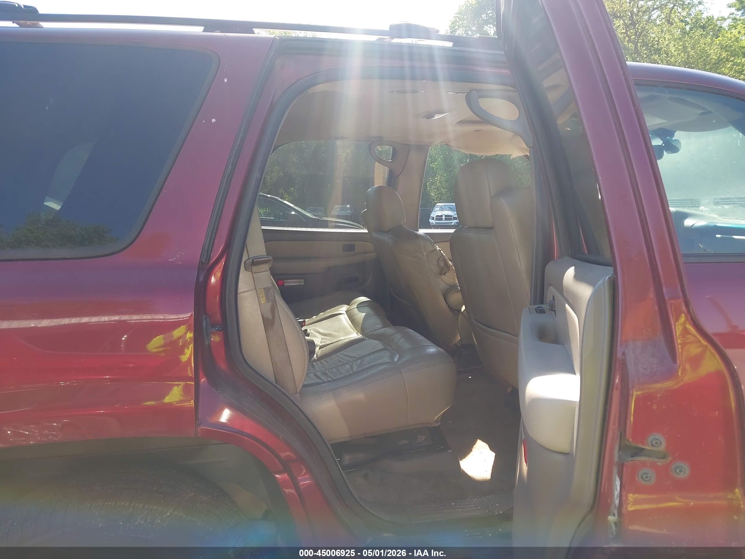CHEVROLET TAHOE image 8