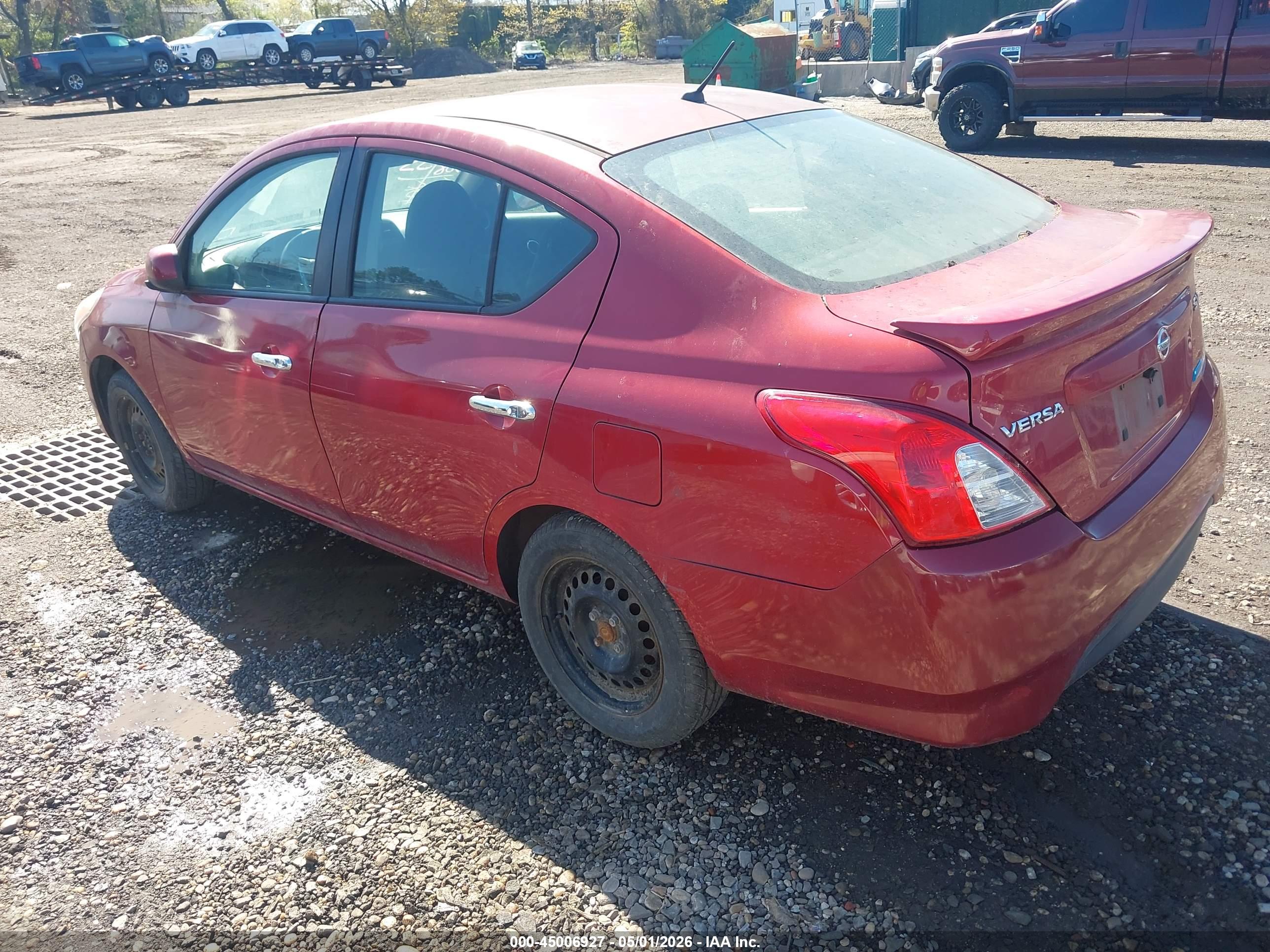 NISSAN VERSA image 3