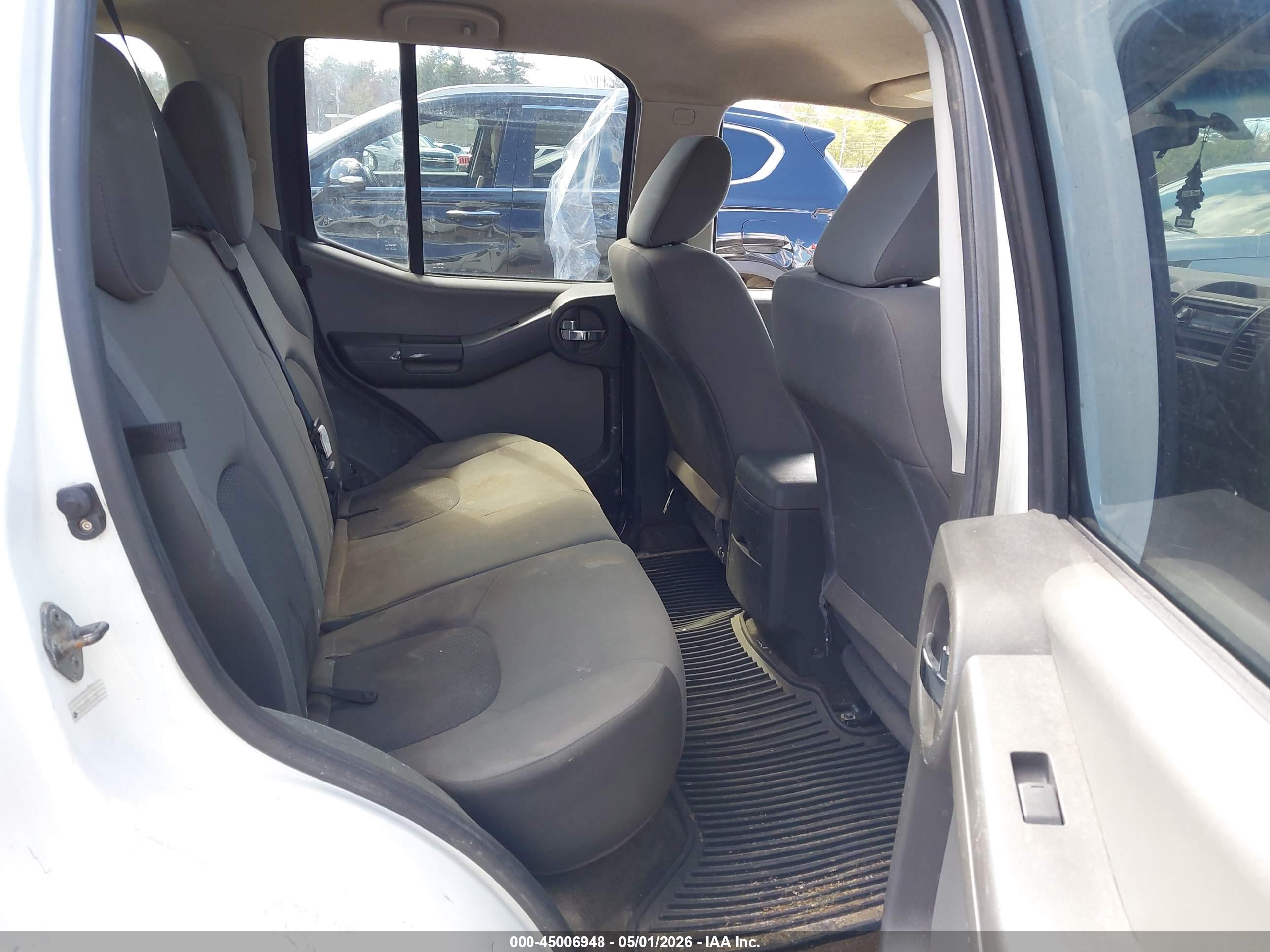 NISSAN XTERRA image 8