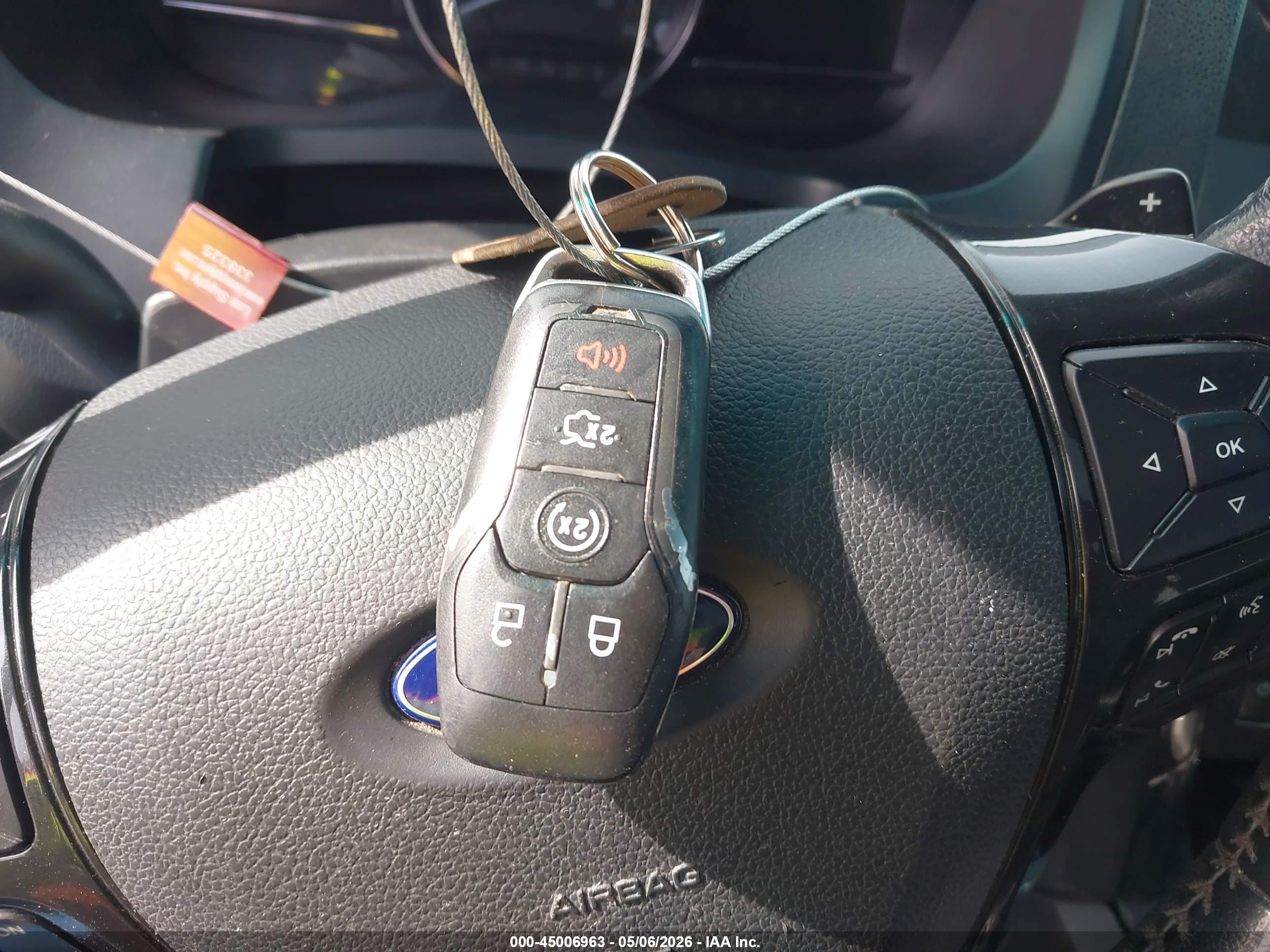 FORD EXPLORER image 11