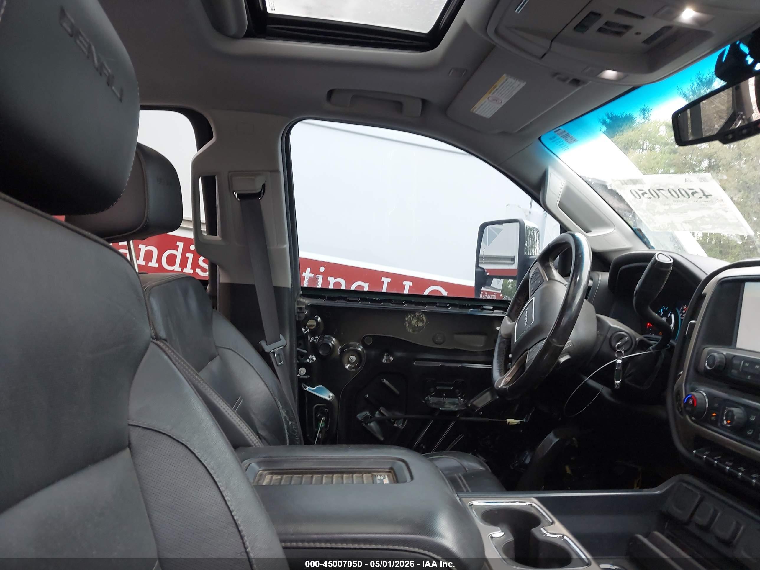 GMC SIERRA image 5