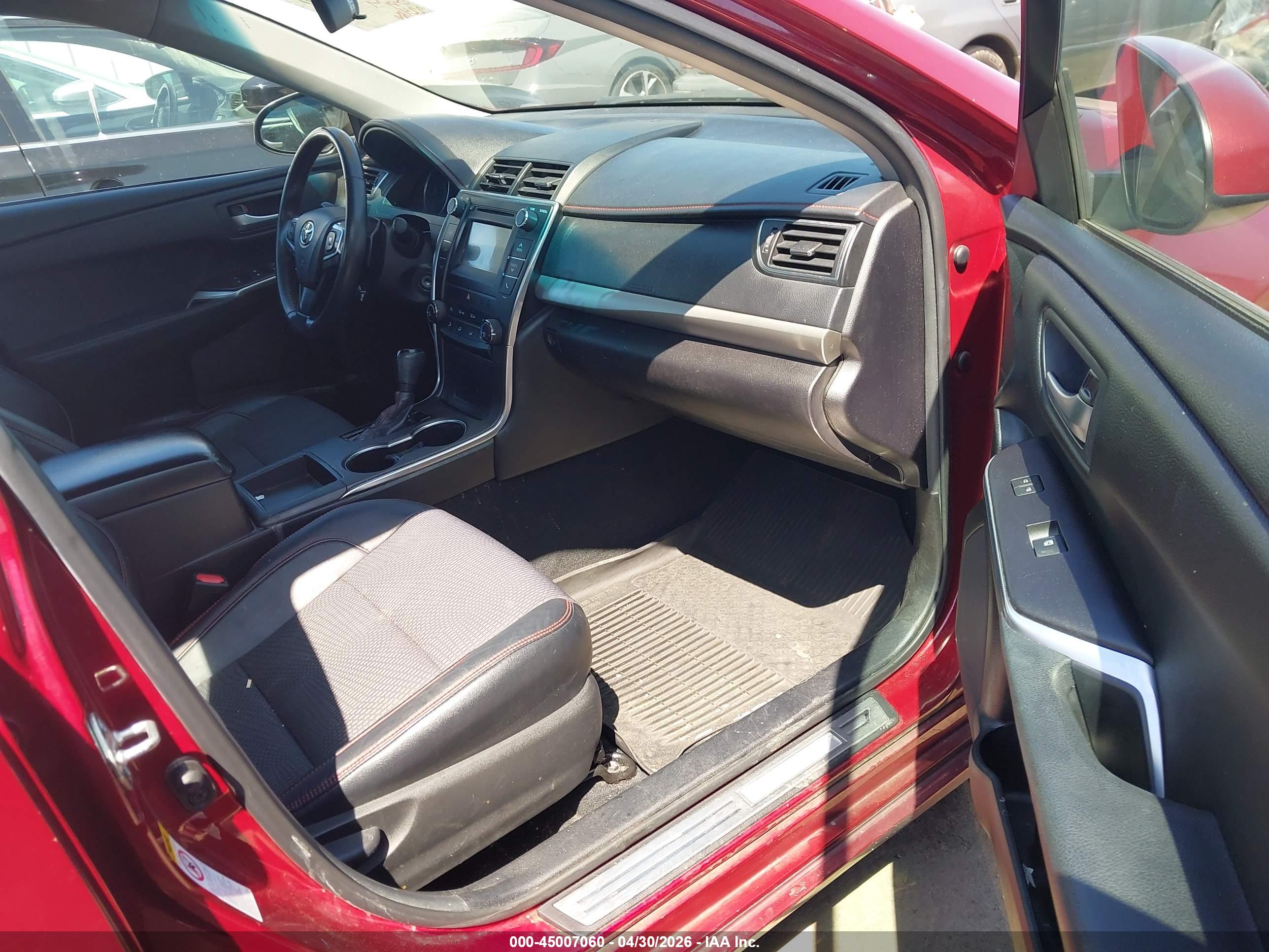 TOYOTA CAMRY image 5