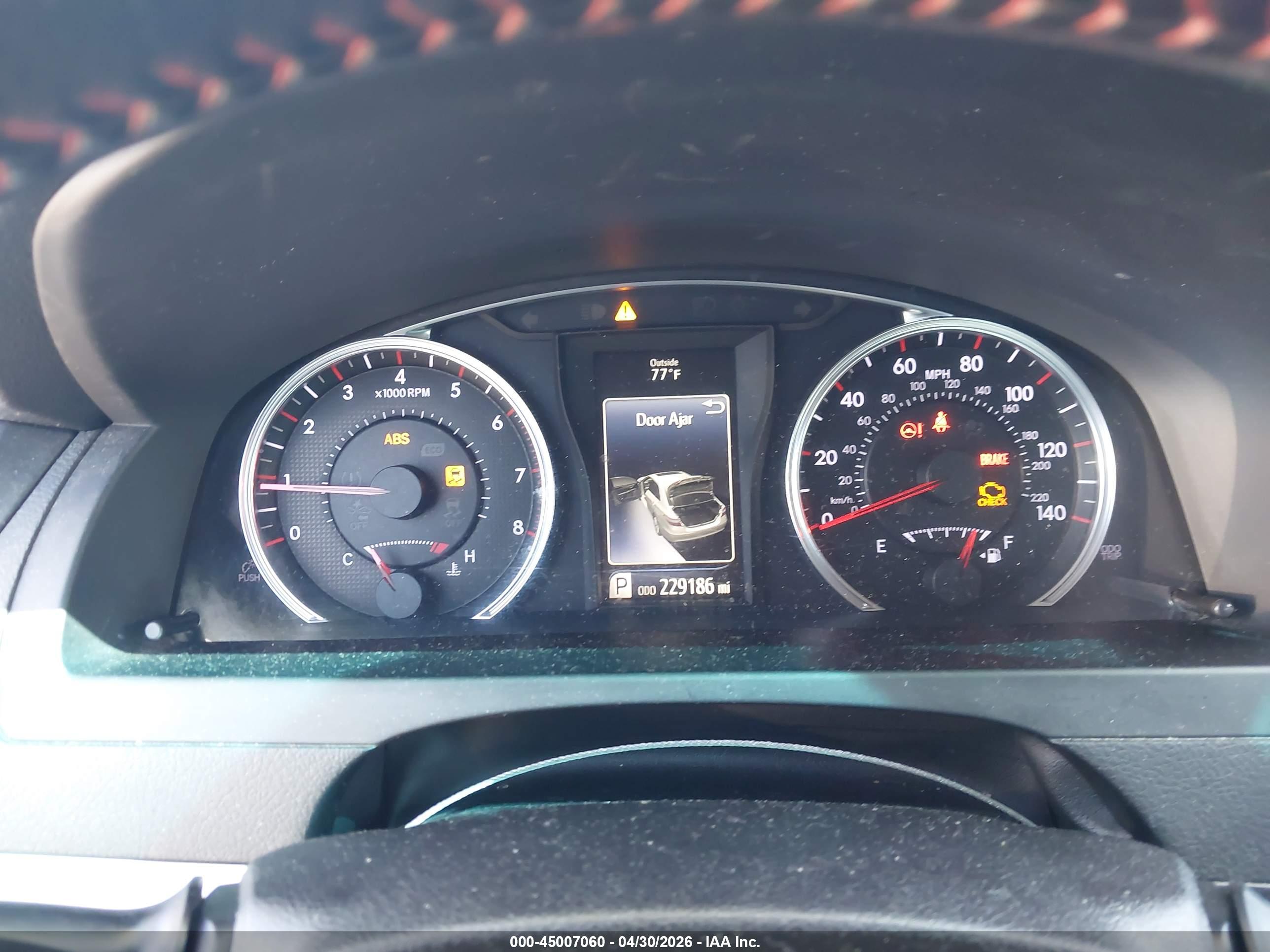 TOYOTA CAMRY image 7