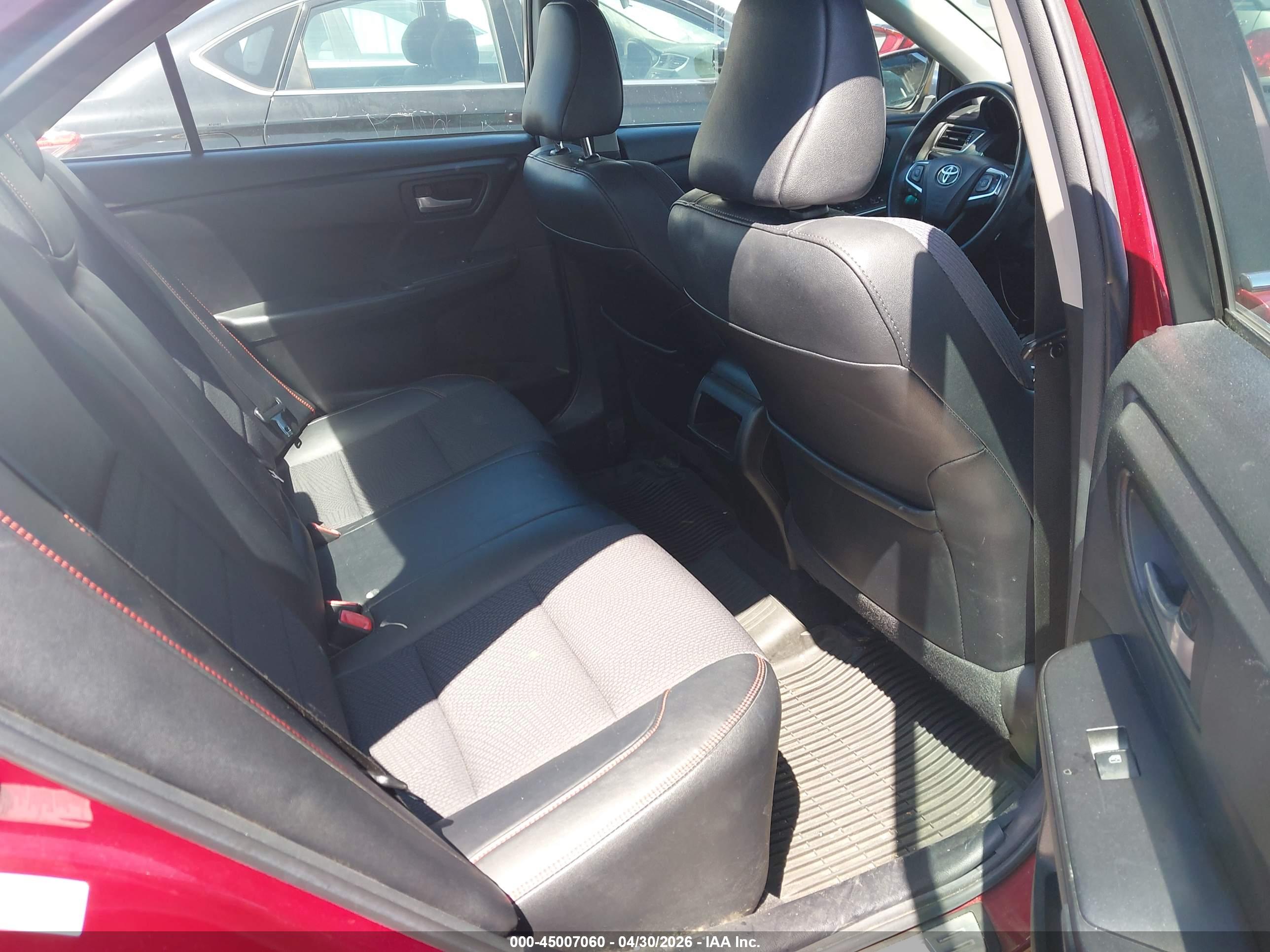 TOYOTA CAMRY image 8