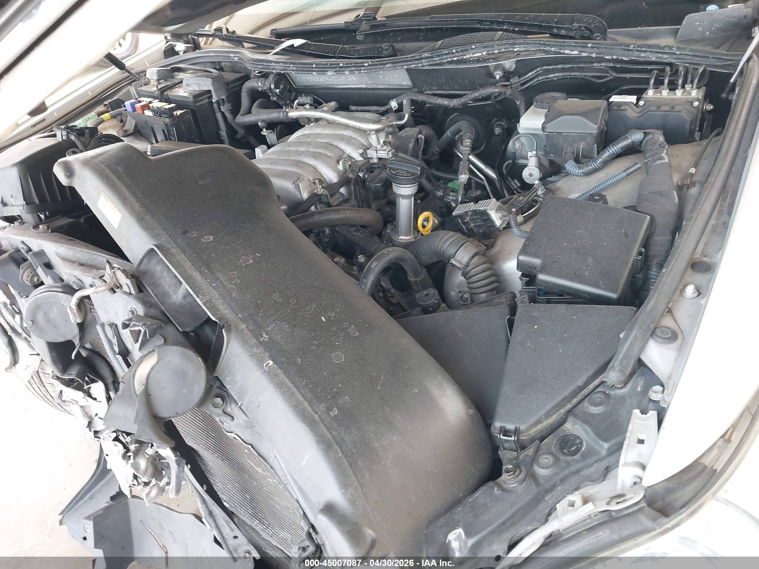 LEXUS LS image 10