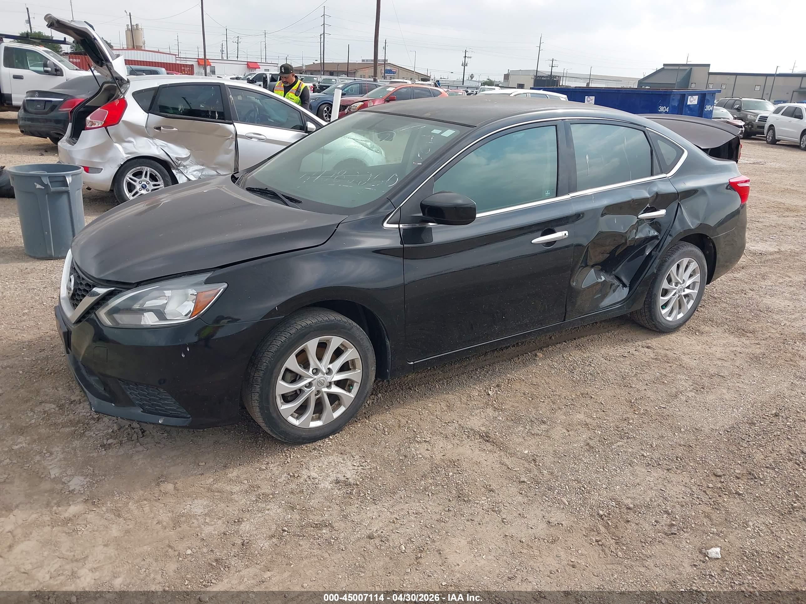 NISSAN SENTRA image 2