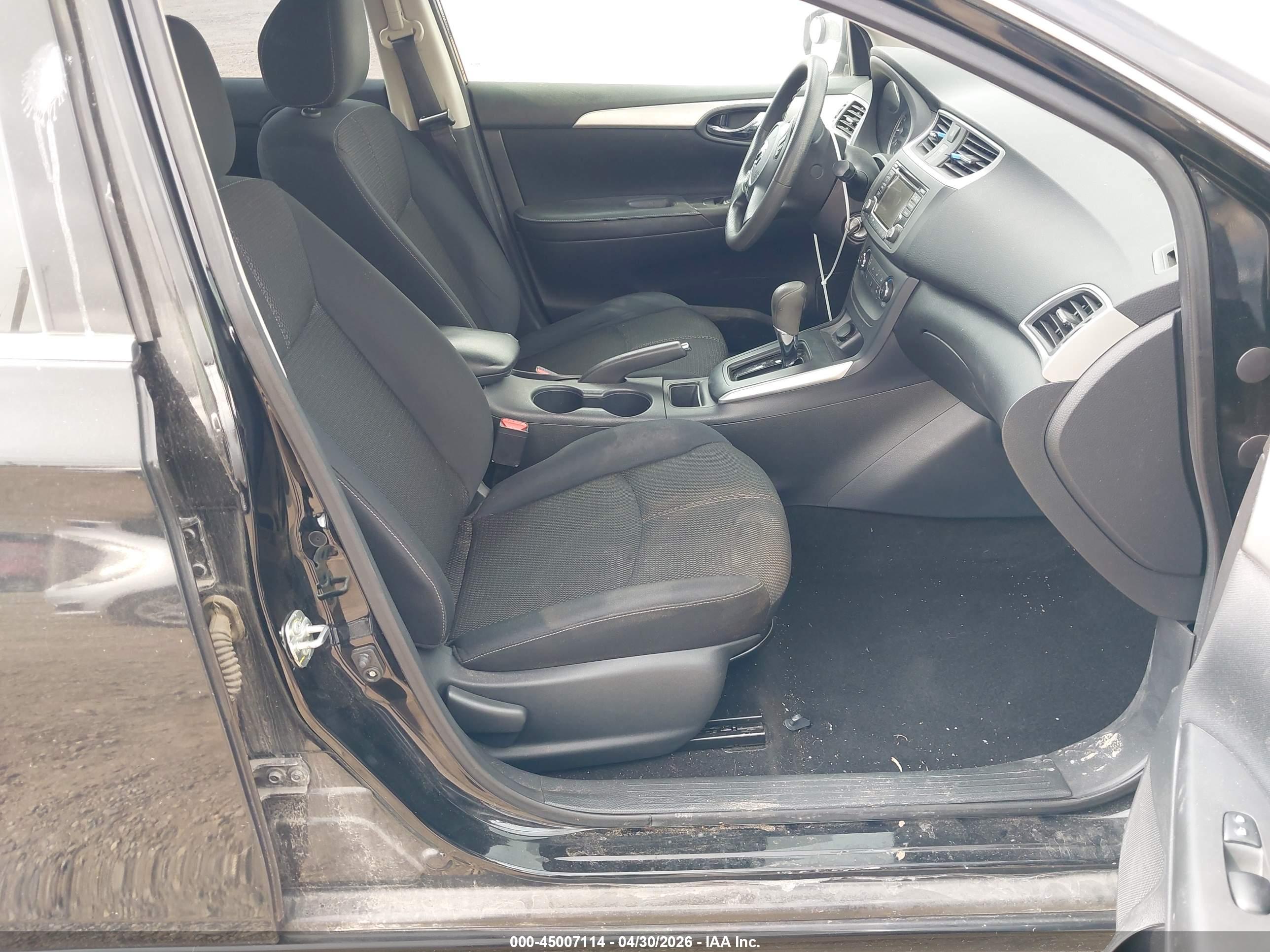 NISSAN SENTRA image 5