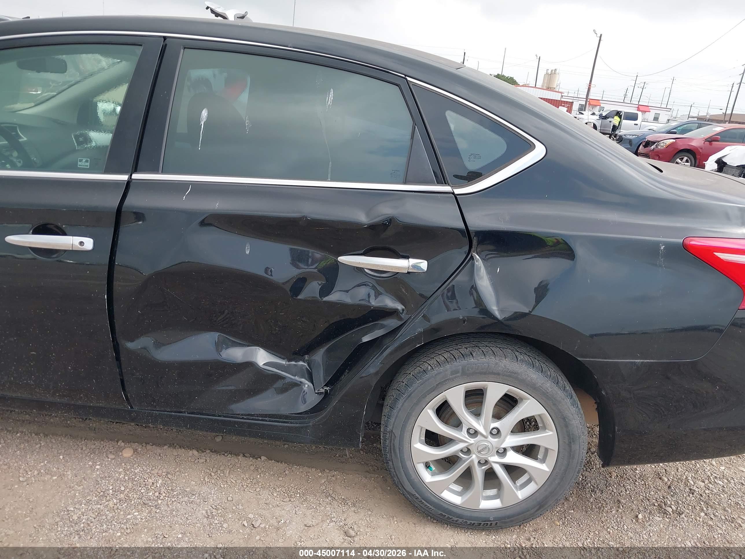 NISSAN SENTRA image 6