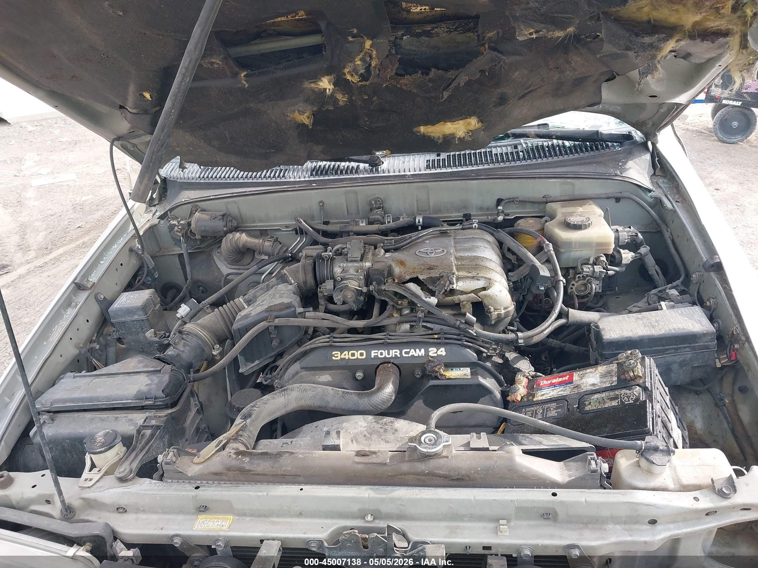 TOYOTA 4RUNNER image 10