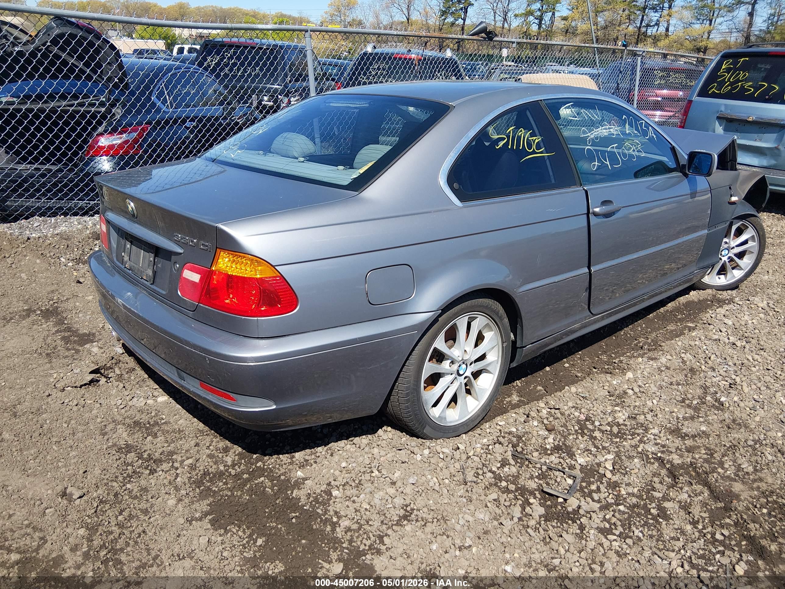 BMW 330CI image 4