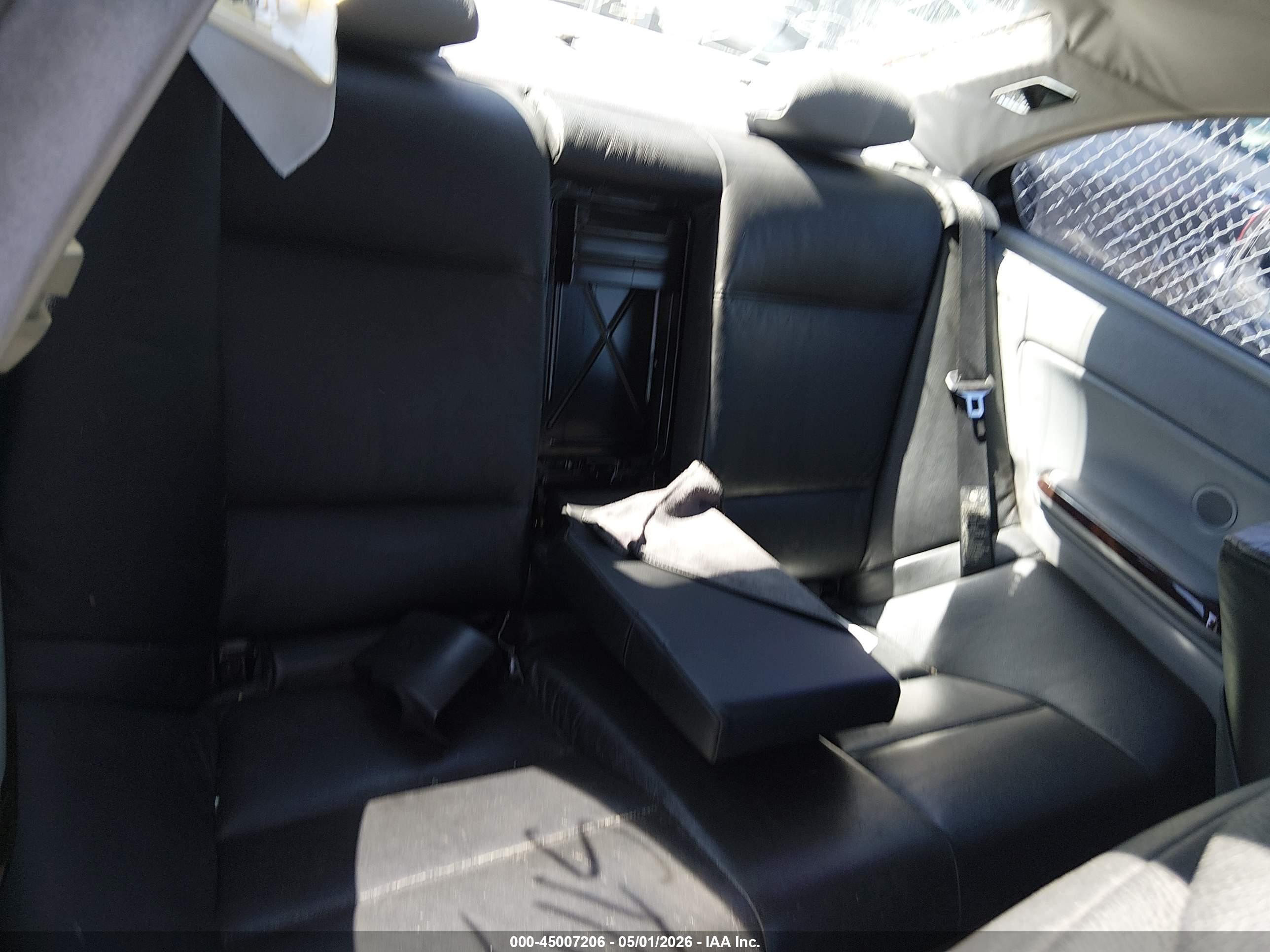 BMW 330CI image 8