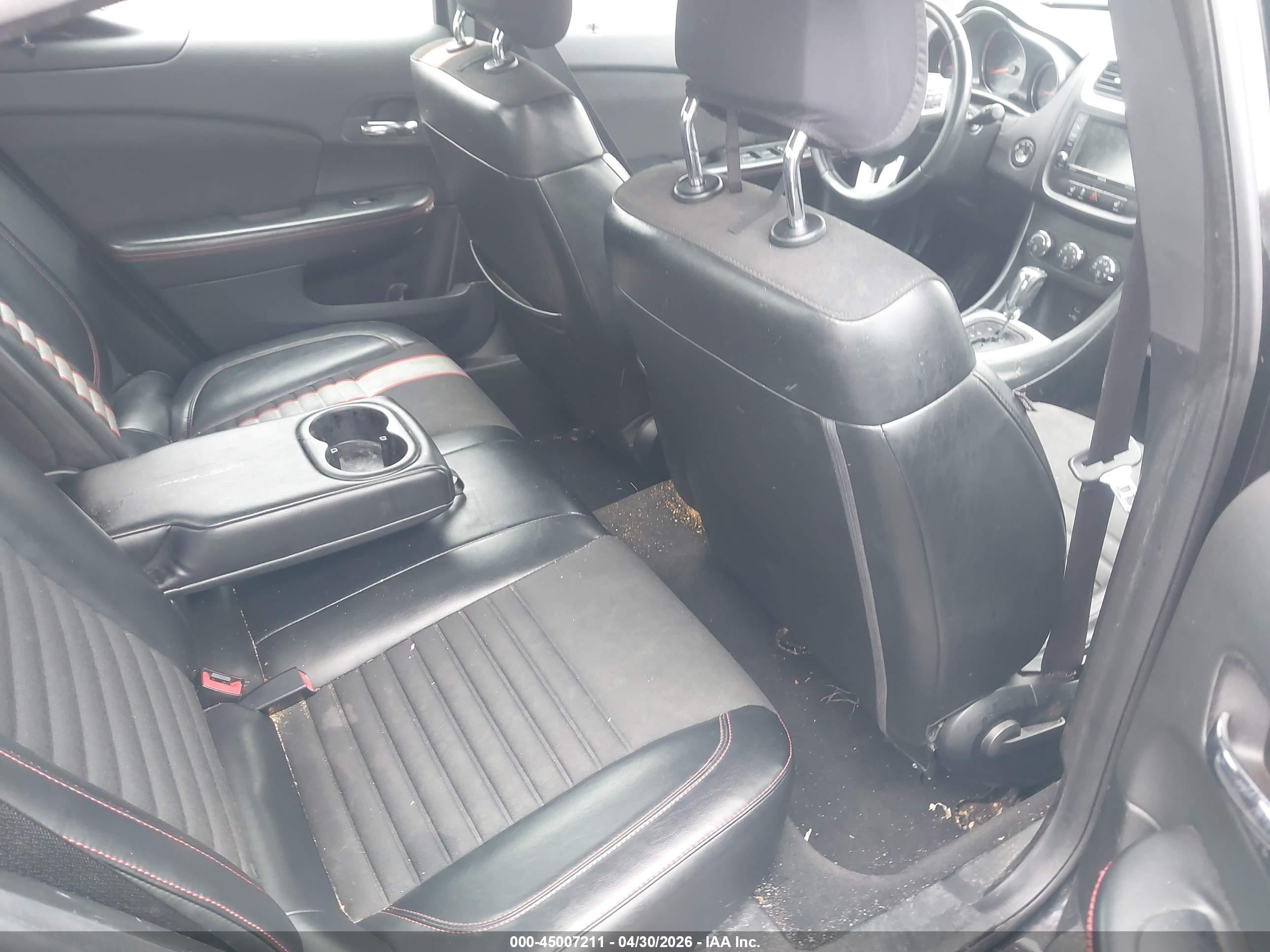 DODGE AVENGER image 8